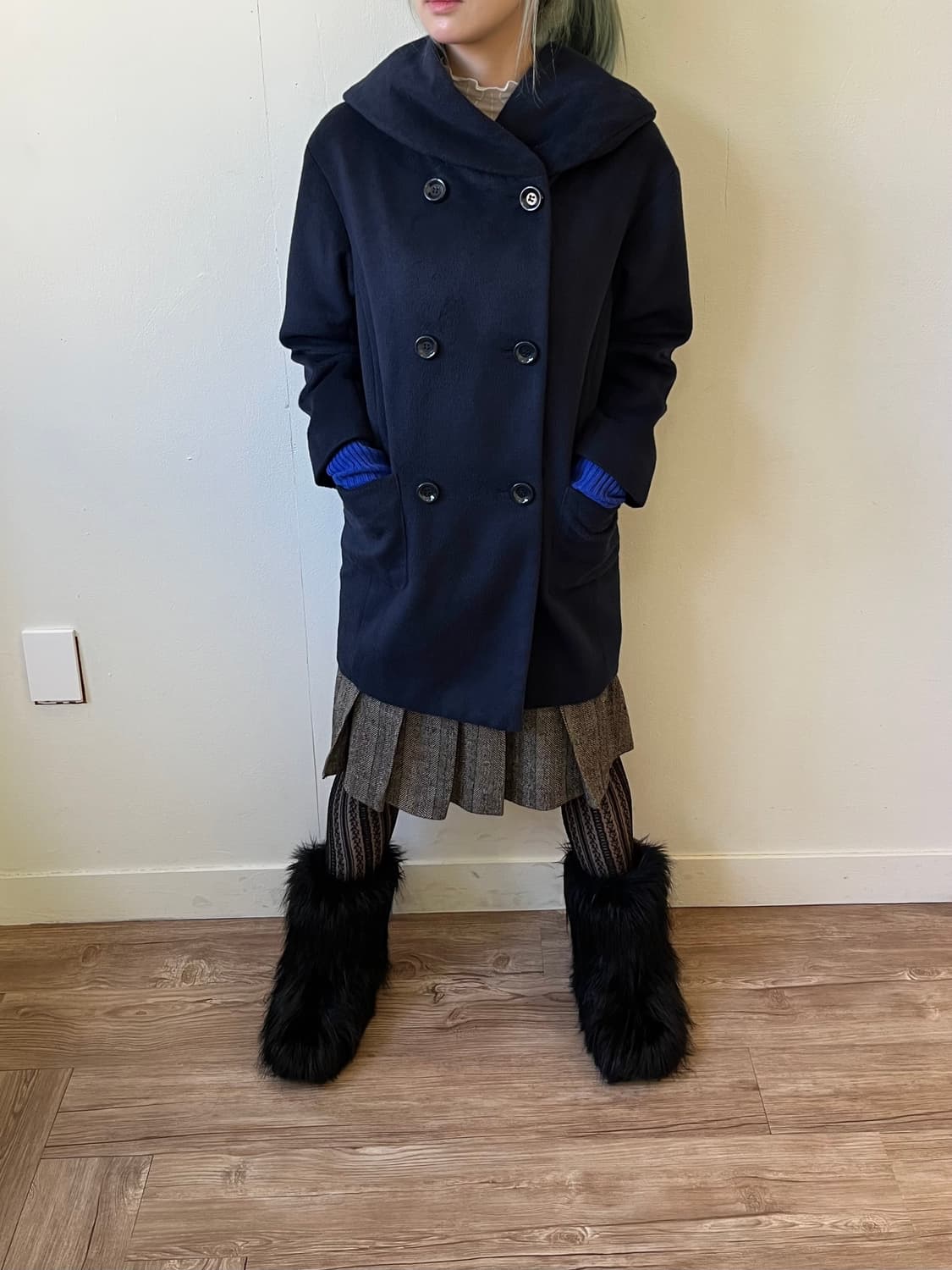 HK WORKS LONDON 네이비 프릴 후드 캐시미어코트 상품이미지6