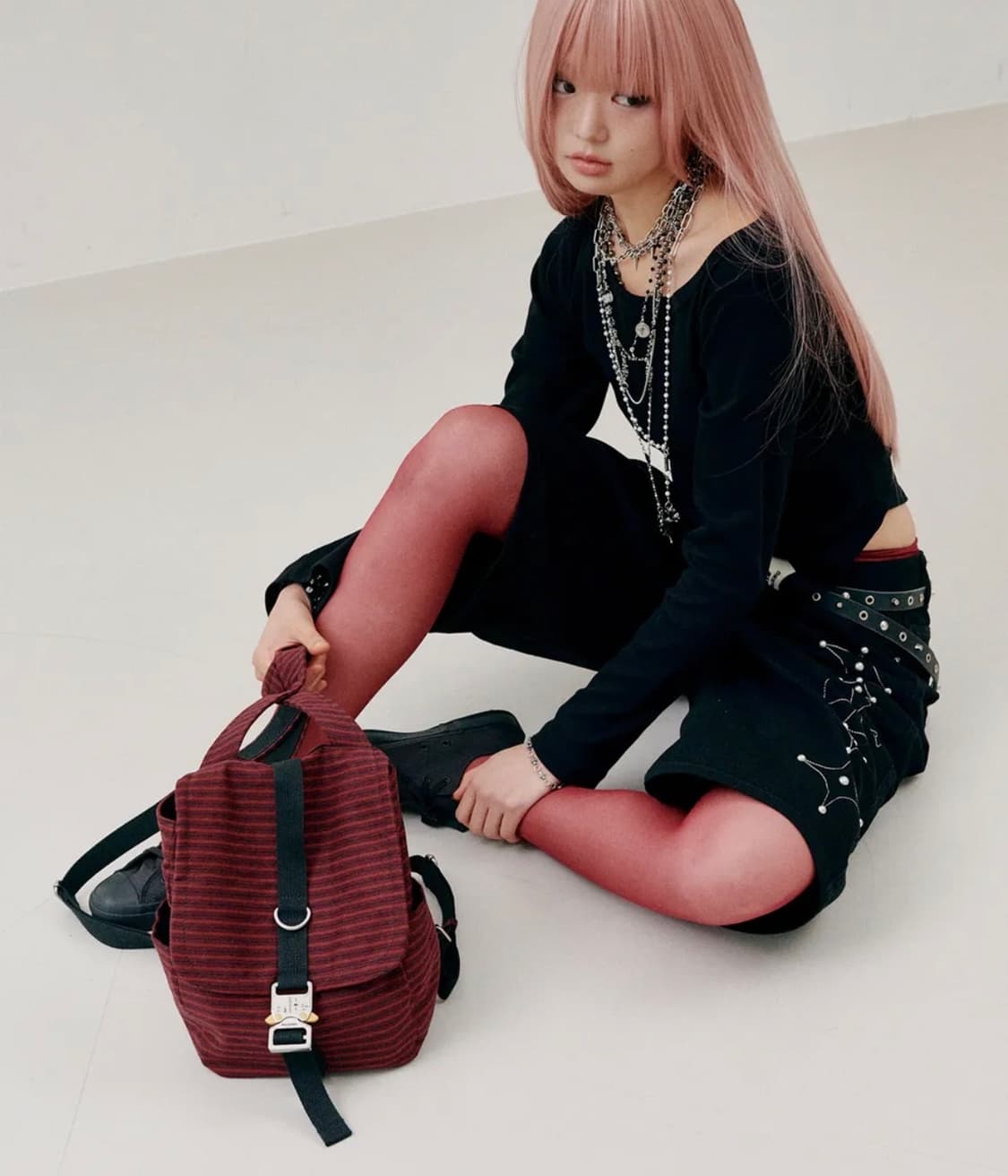 닐링 다섯시반 스트라이프 백팩 레드 상품이미지2