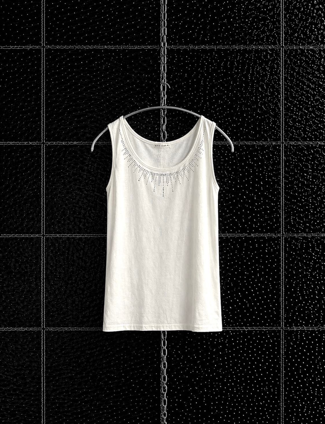 A.v.v standard 스터드 슬리브리스 상품이미지1