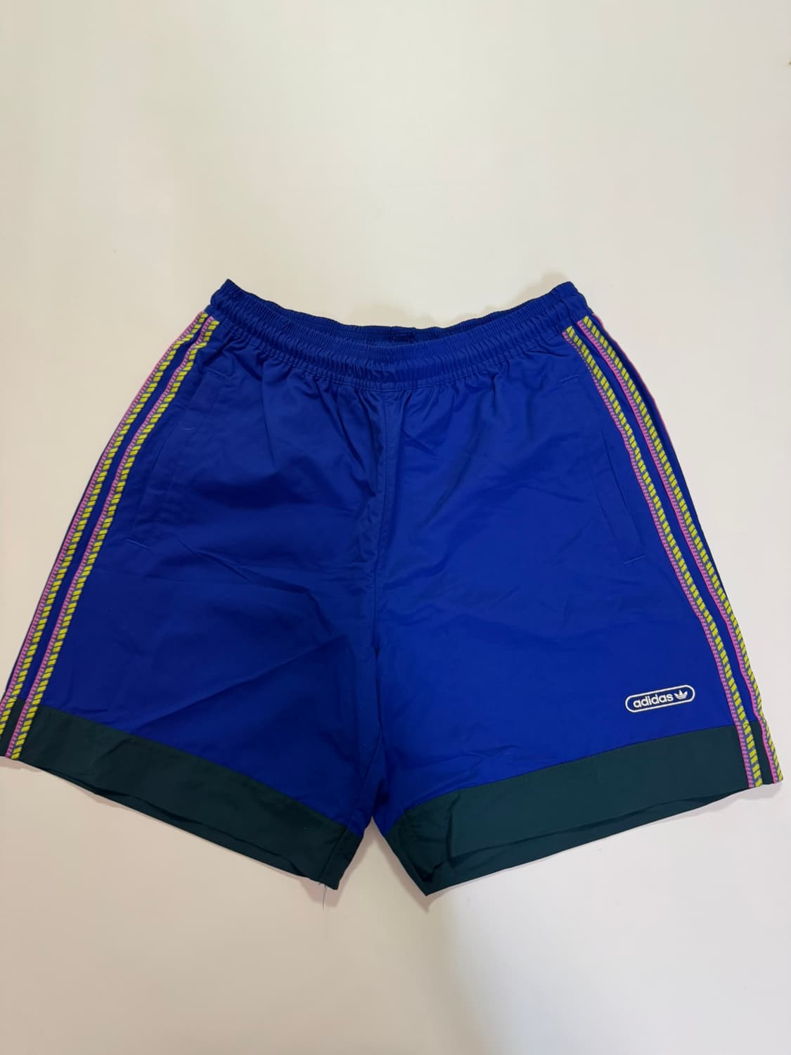 아디다스 블루 반바지(L사이즈) 상품이미지1