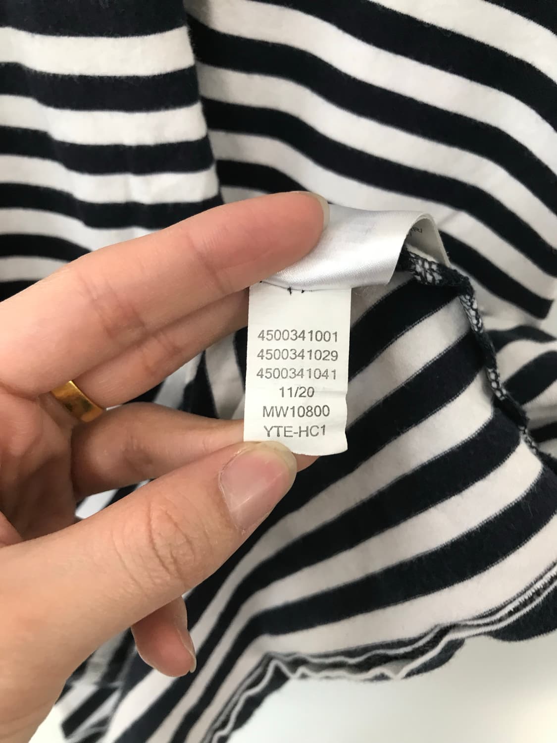 타미힐피거 자수로고 스트라이프 반팔 티셔츠 상품이미지4