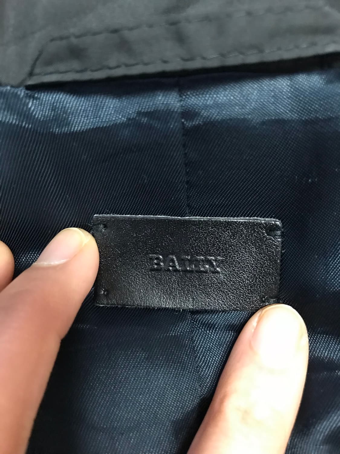 Bally 블랙 구스 경량 패딩 S 상품이미지5