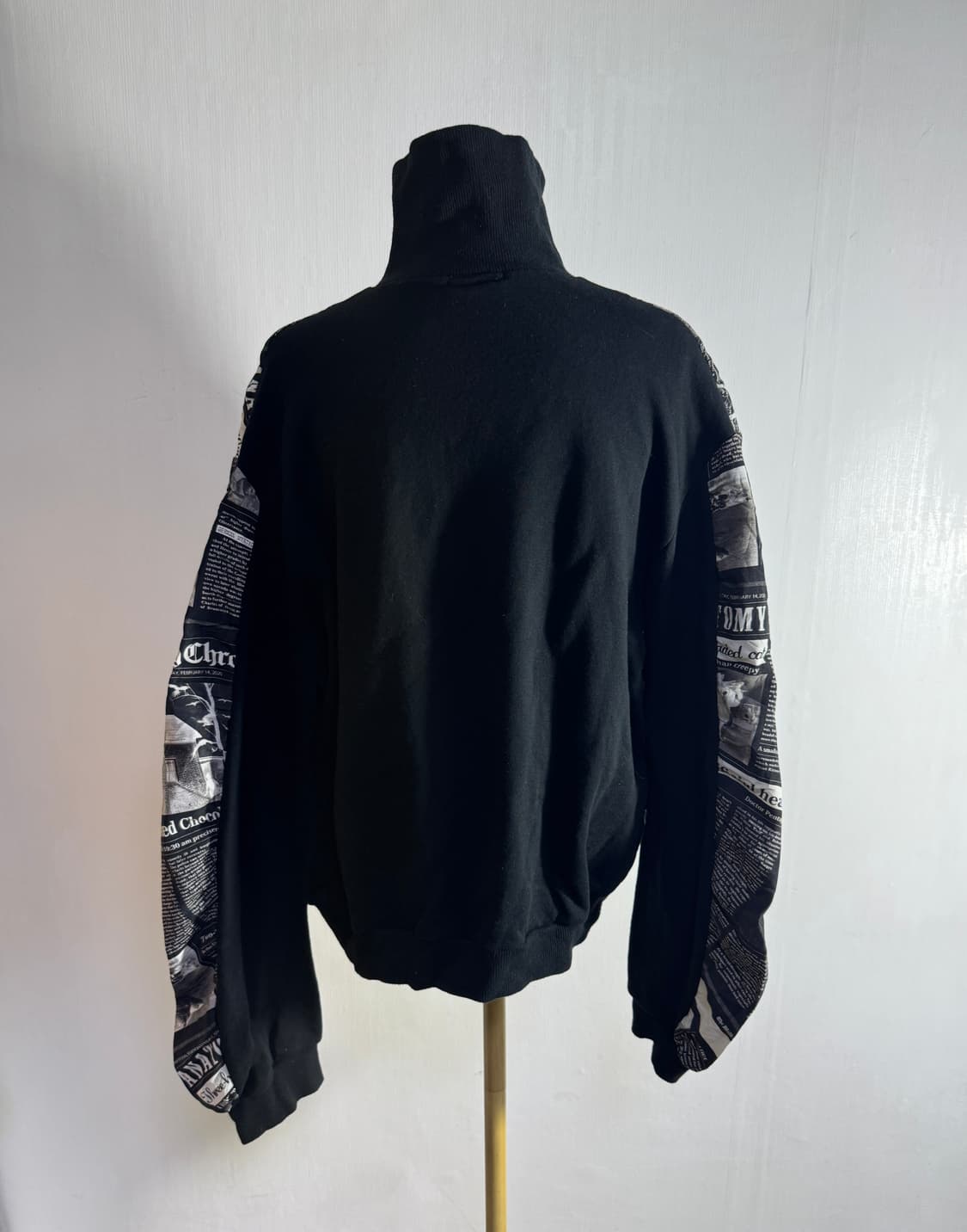 Milk boy 뉴스페이퍼 스웻 집업 자켓 y2k 펑크 존 갈리아노 상품이미지5