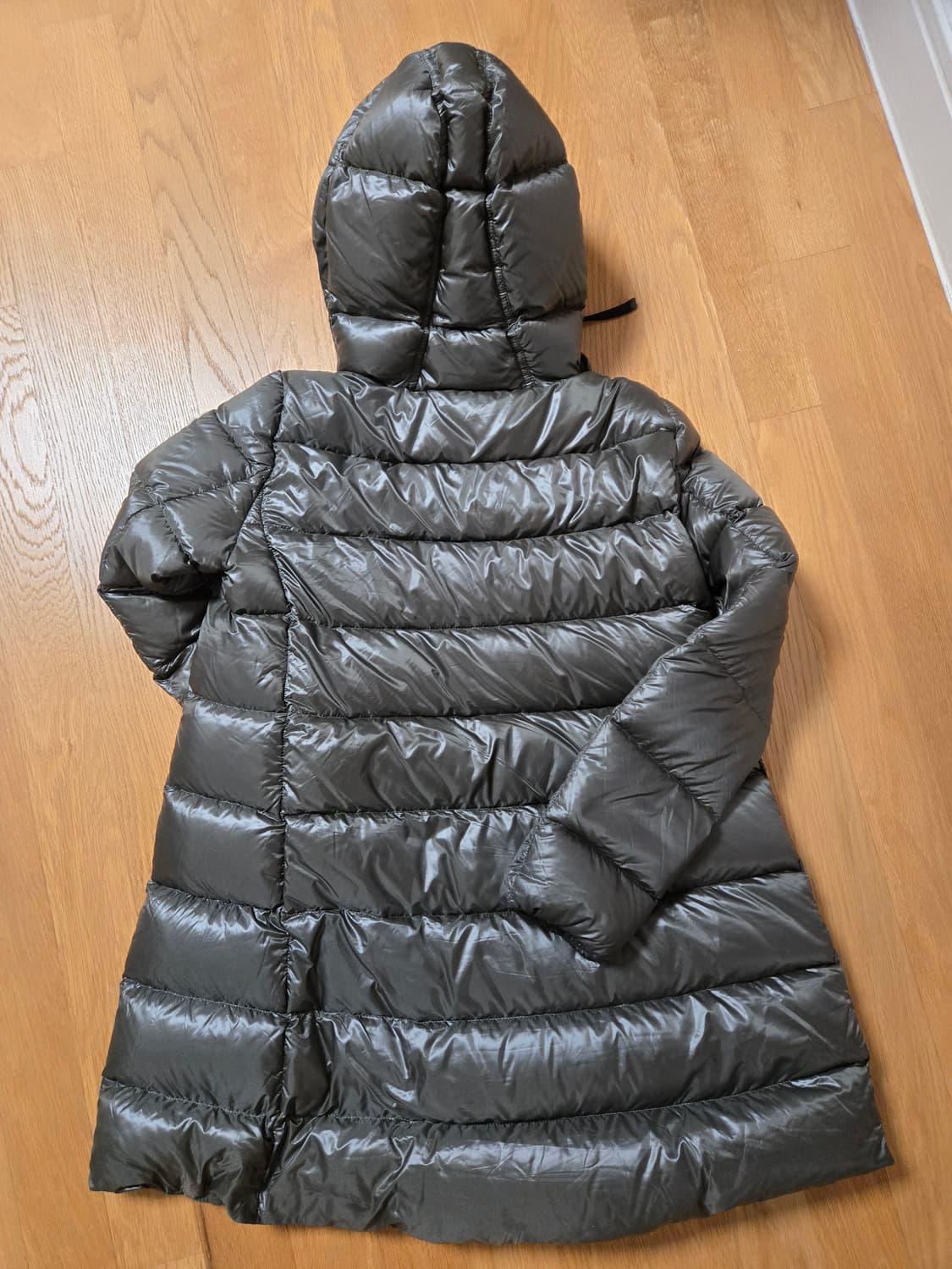 몽클레어 수엔 1사이즈 카키 상품이미지3