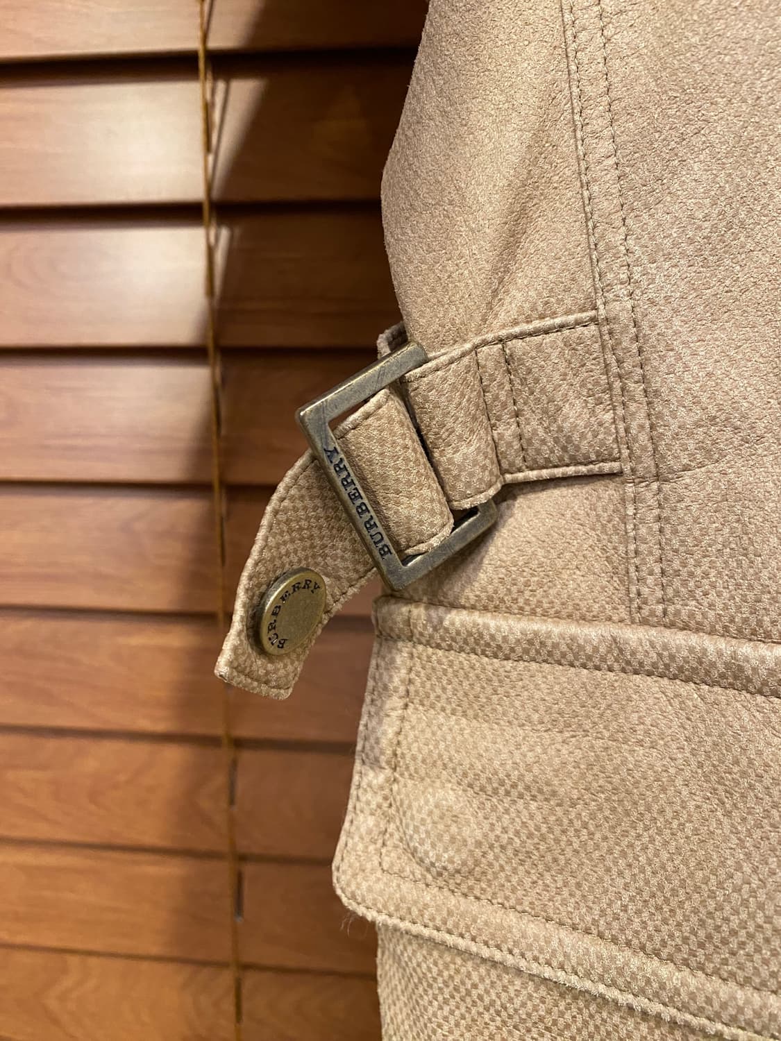 버버리 가죽 헌팅 자켓 상품이미지5