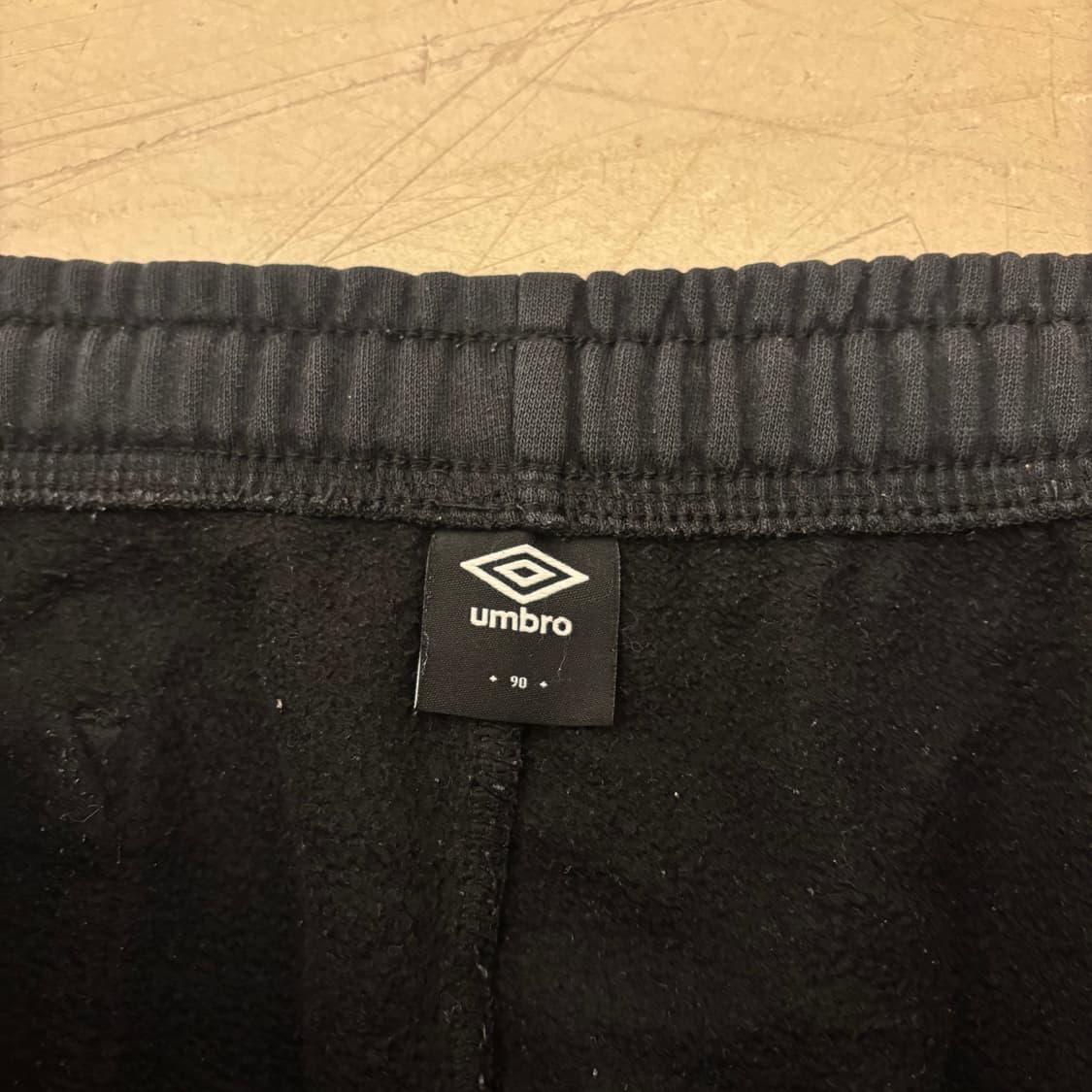 엄브로 스몰로고 박시 조거 팬츠 상품이미지3