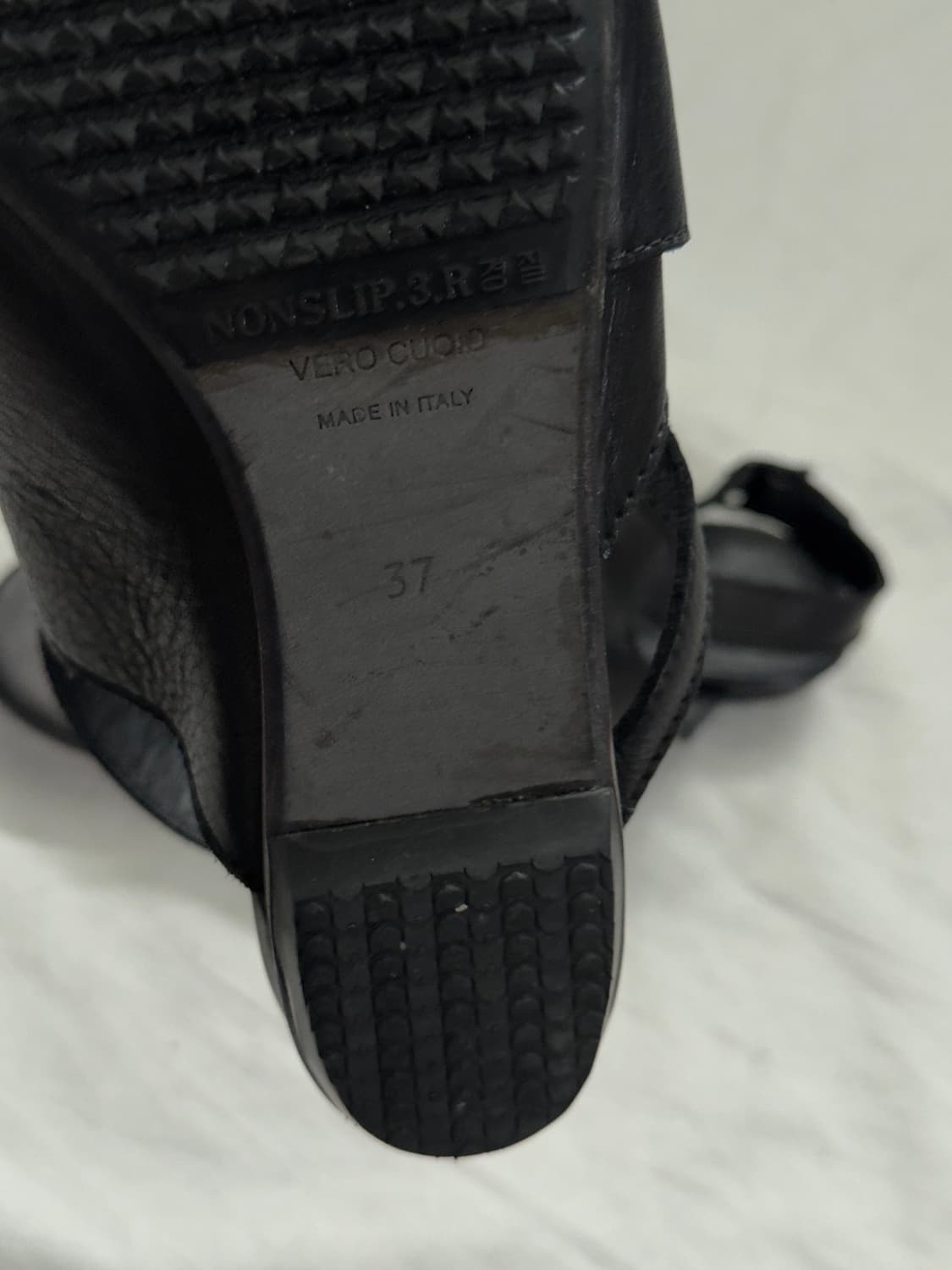 LD tuttle 아방가르드 애시매트릭 램스킨 슬링백 샌들 상품이미지3