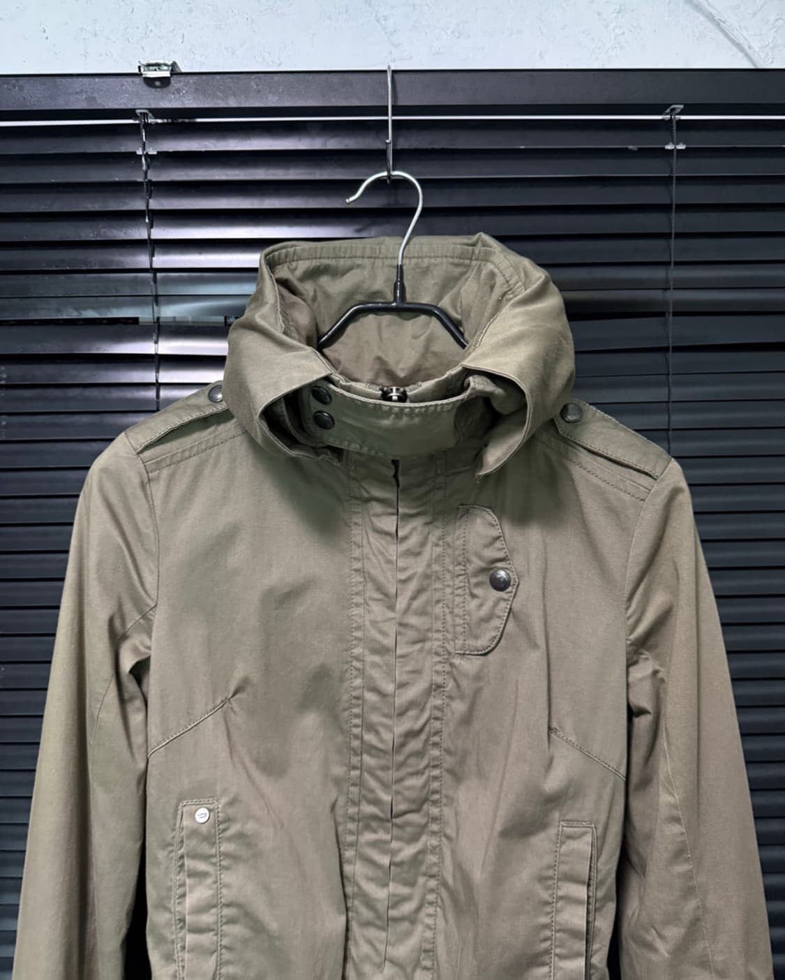 디젤 하이넥 후드 워크 봄버 자켓 상품이미지3