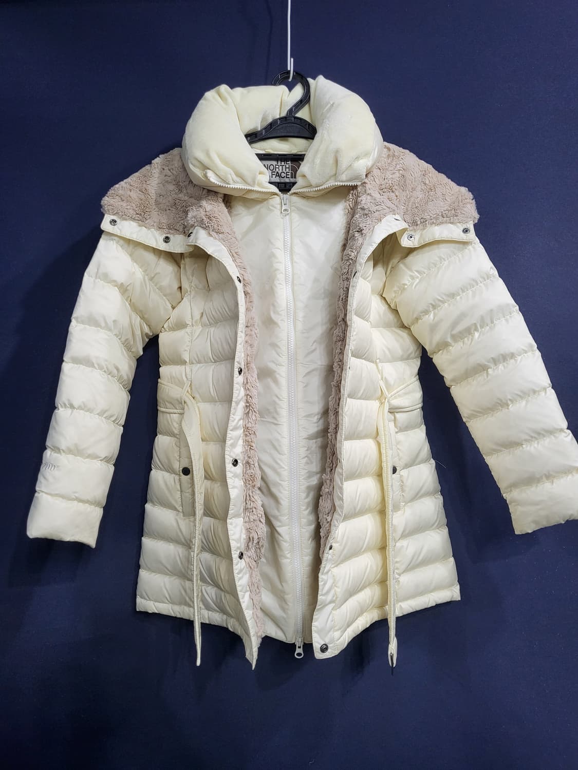 노스페이스 구스다운 700필파워 벨트패딩 상품이미지2