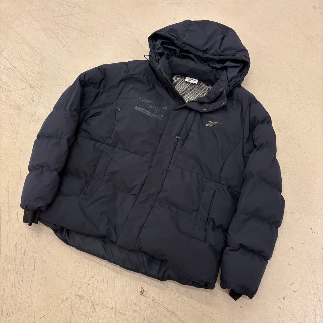 리복 네이비 스몰로고 패딩 상품이미지1