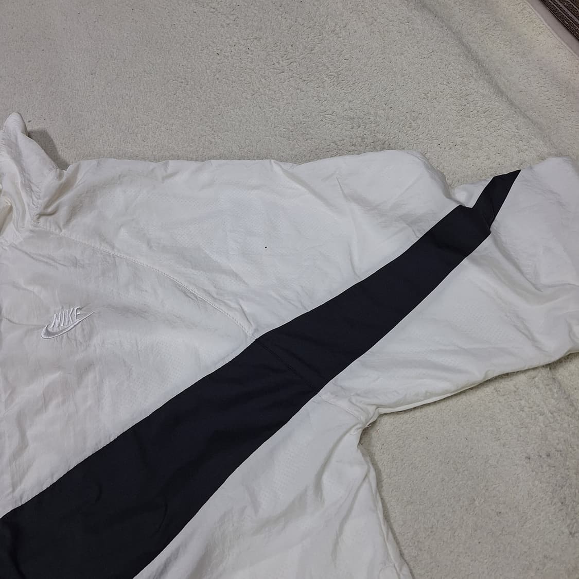 나이키  바람막이M 상품이미지2