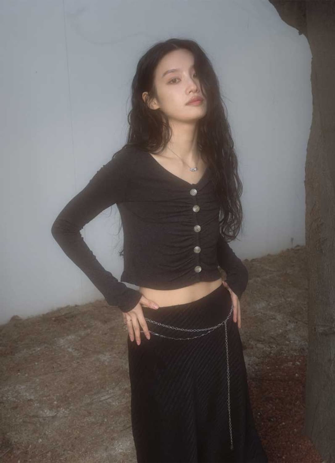 소피 셔링 가디건 차콜 SOFFY SHIRRING CARDIGAN 상품이미지1