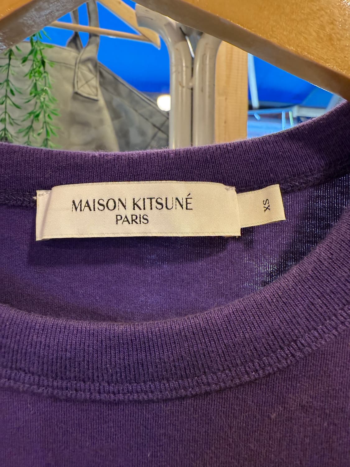 메종키츠네 올 라이트 폭스 프린팅 퍼플 반팔 티셔츠 상품이미지2