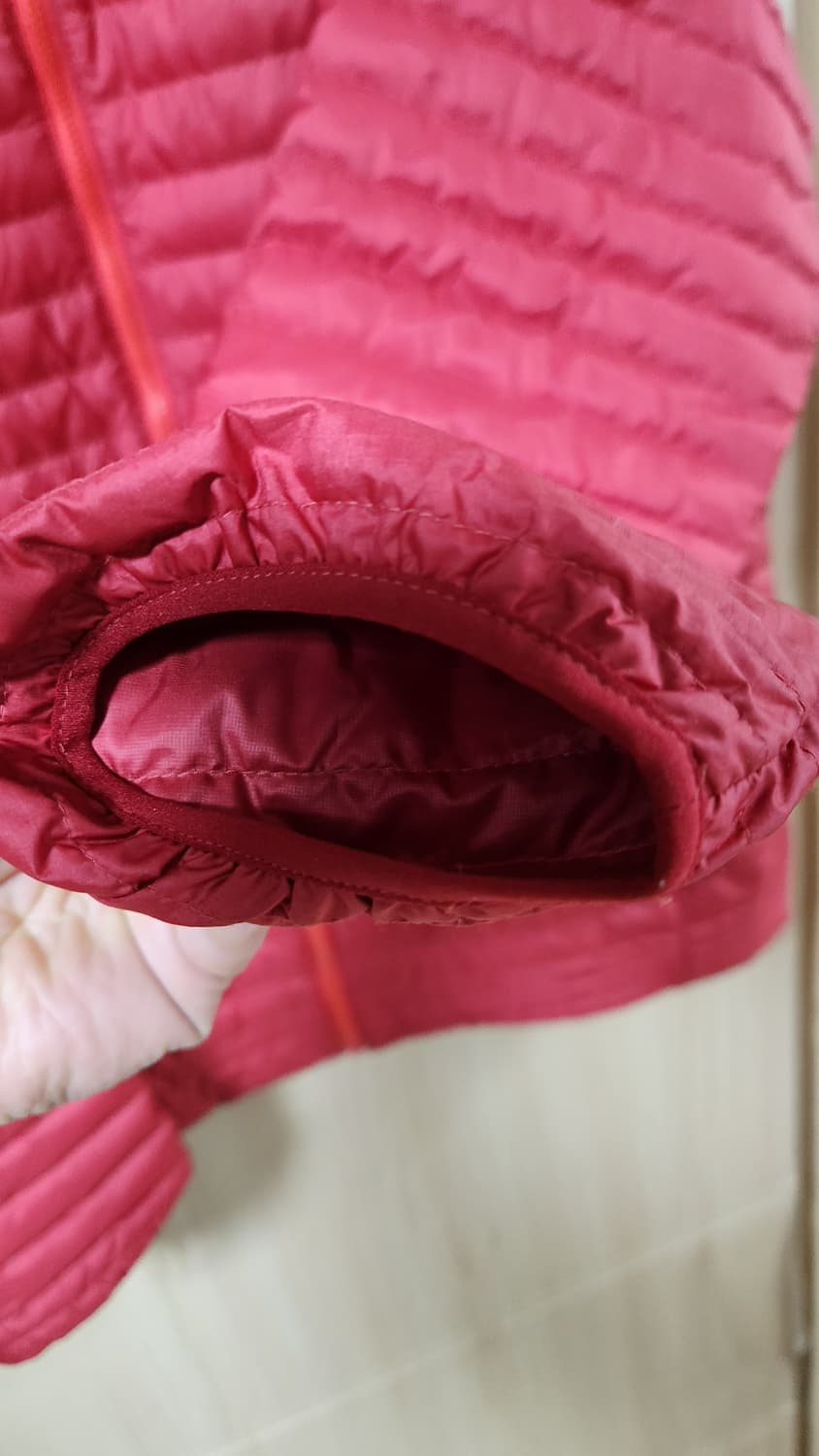 파타고니아 다운쉬프트 버건디 컬러 M사이즈 판매합니다. 상품이미지4