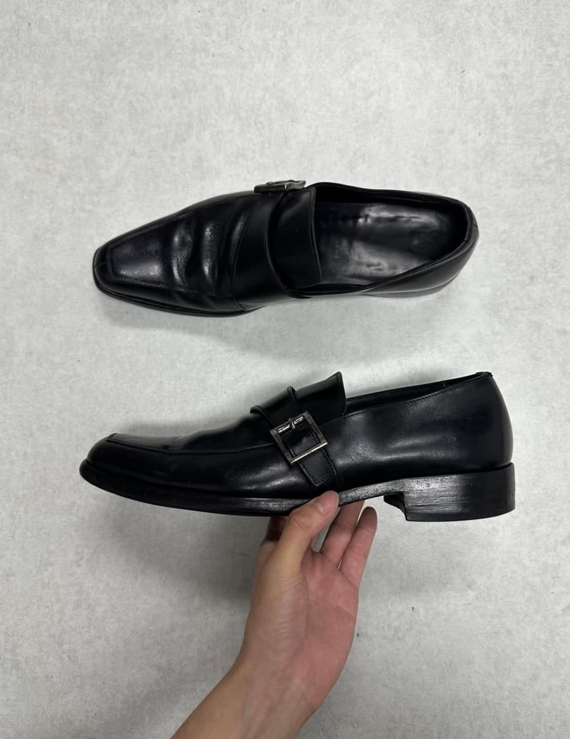 프라다 버클로퍼 블랙 상품이미지1