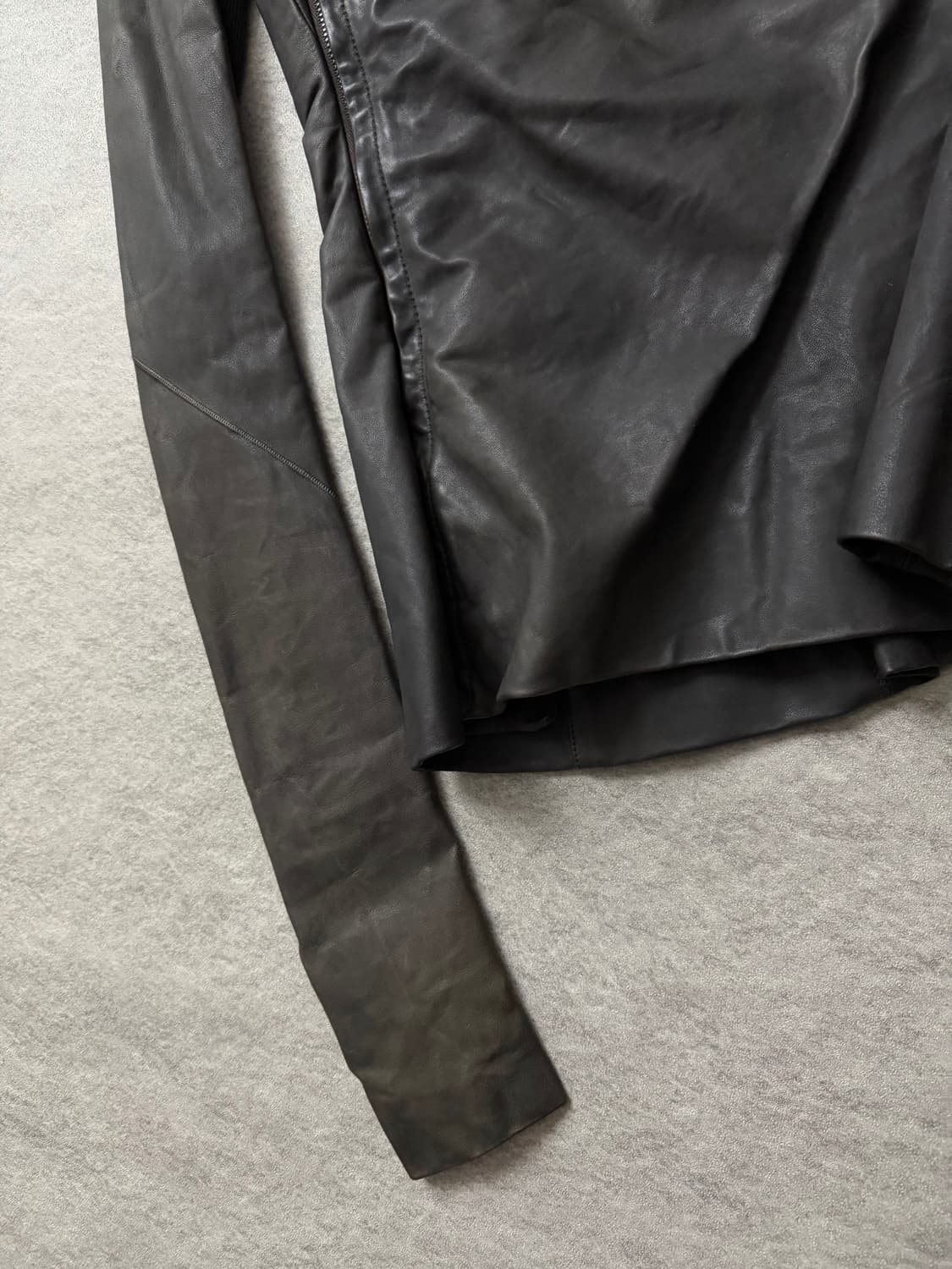 릭오웬스 2010FW 비대칭 하이넥 레더자켓 상품이미지8