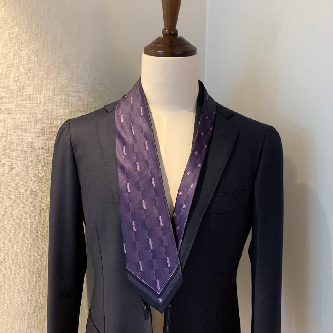 베르사체(VERSACE) 메두사 로고패턴 명품넥타이 A+등급 9.2cm 상품이미지1