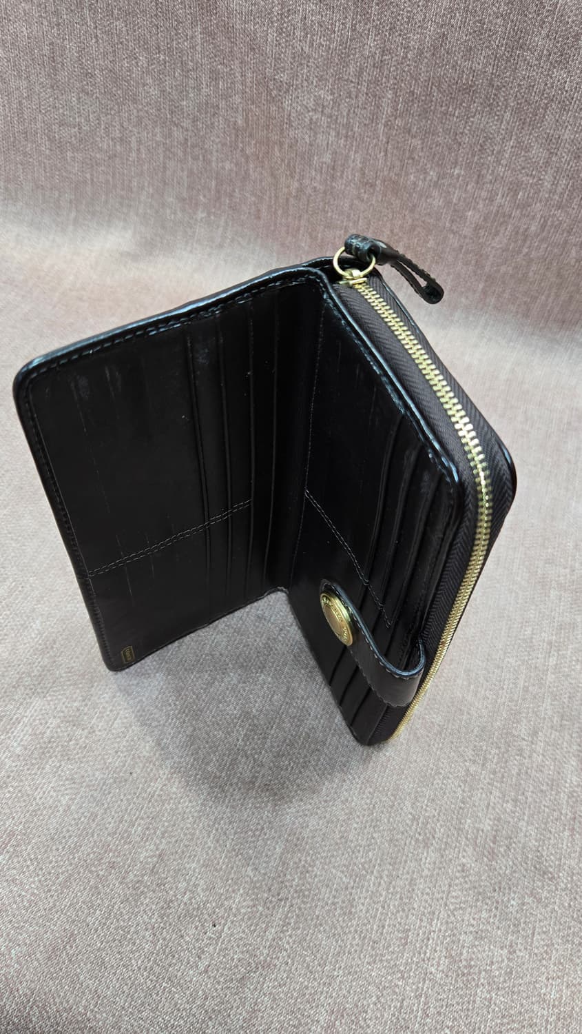 코치 여성용 지갑 브라운 클러치 지퍼와 버튼 상품이미지8