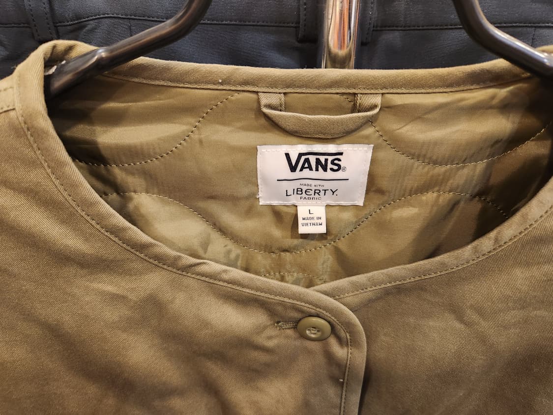 Vans와 Liberty 콜라보 자켓 상품이미지3