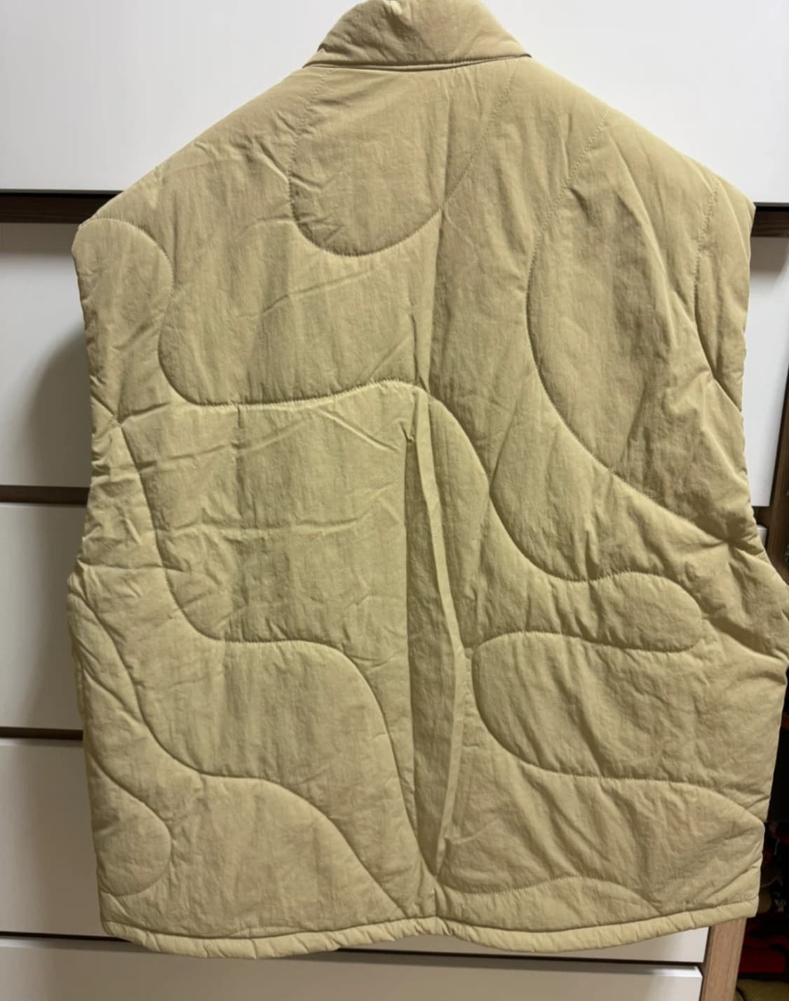 H&M 패딩조끼  상품이미지2