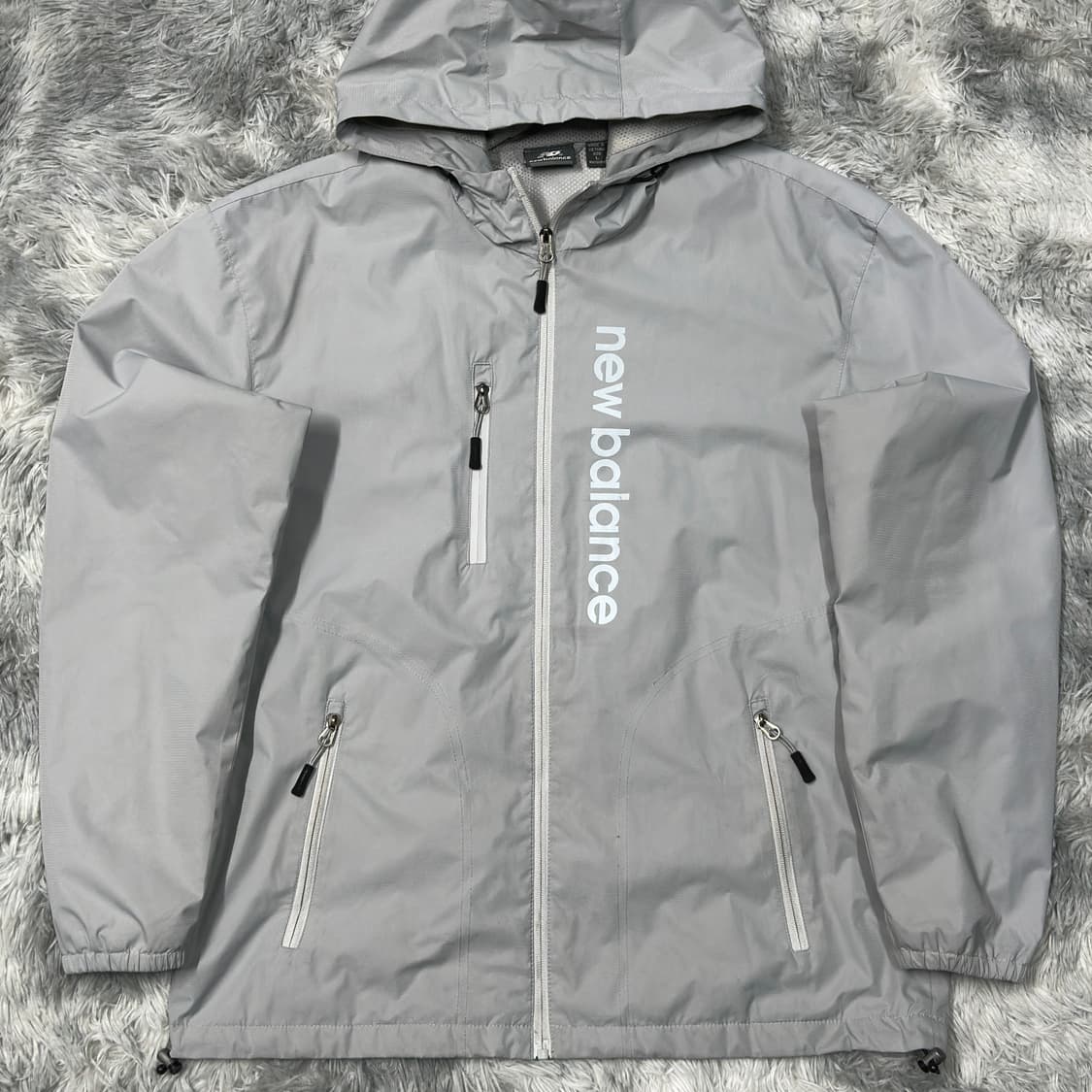 뉴발란스 우븐 그레이 후드 바람막이 L 상품이미지1