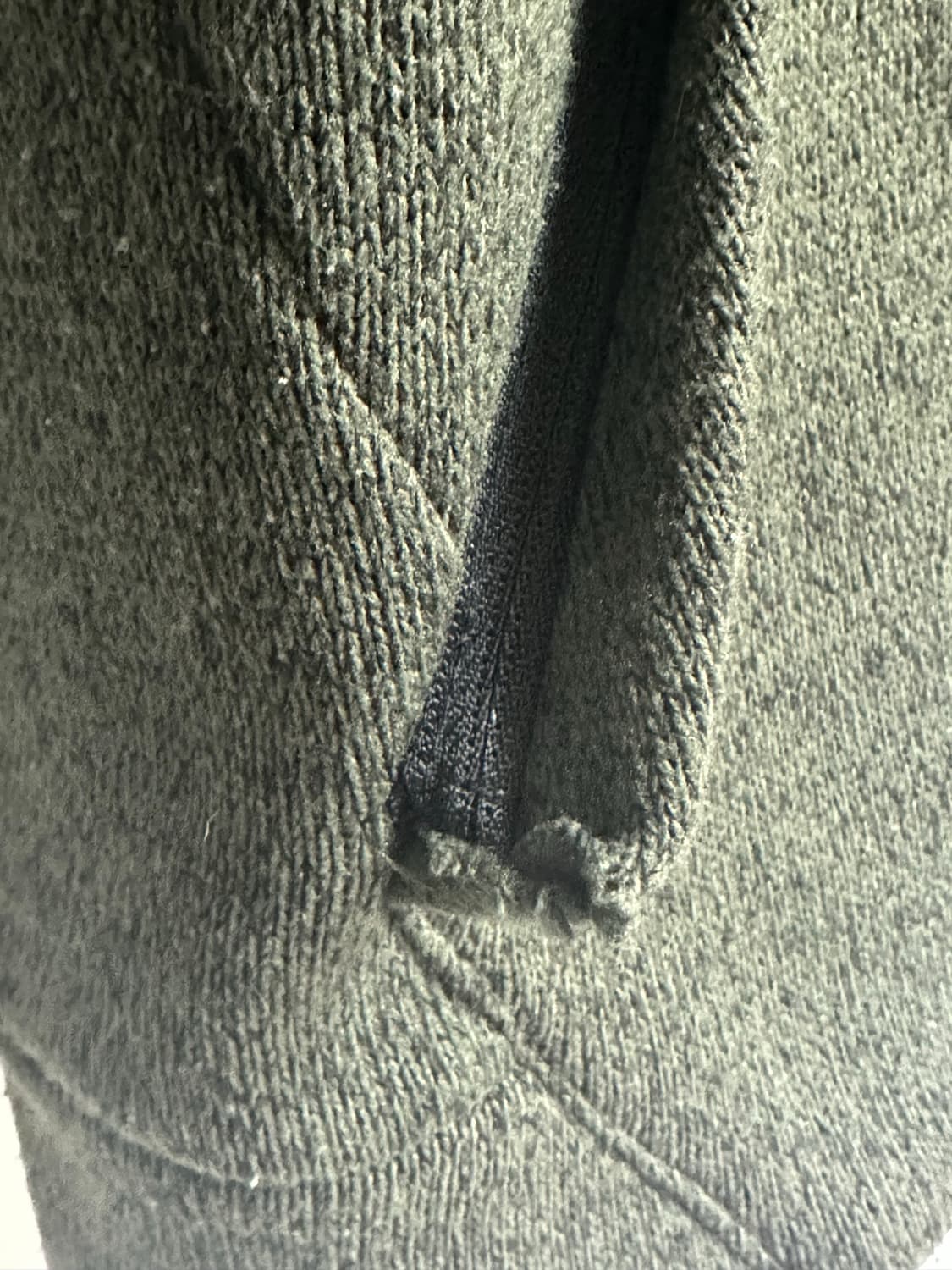 스파이더 레더 로고 박스 집업 상품이미지4