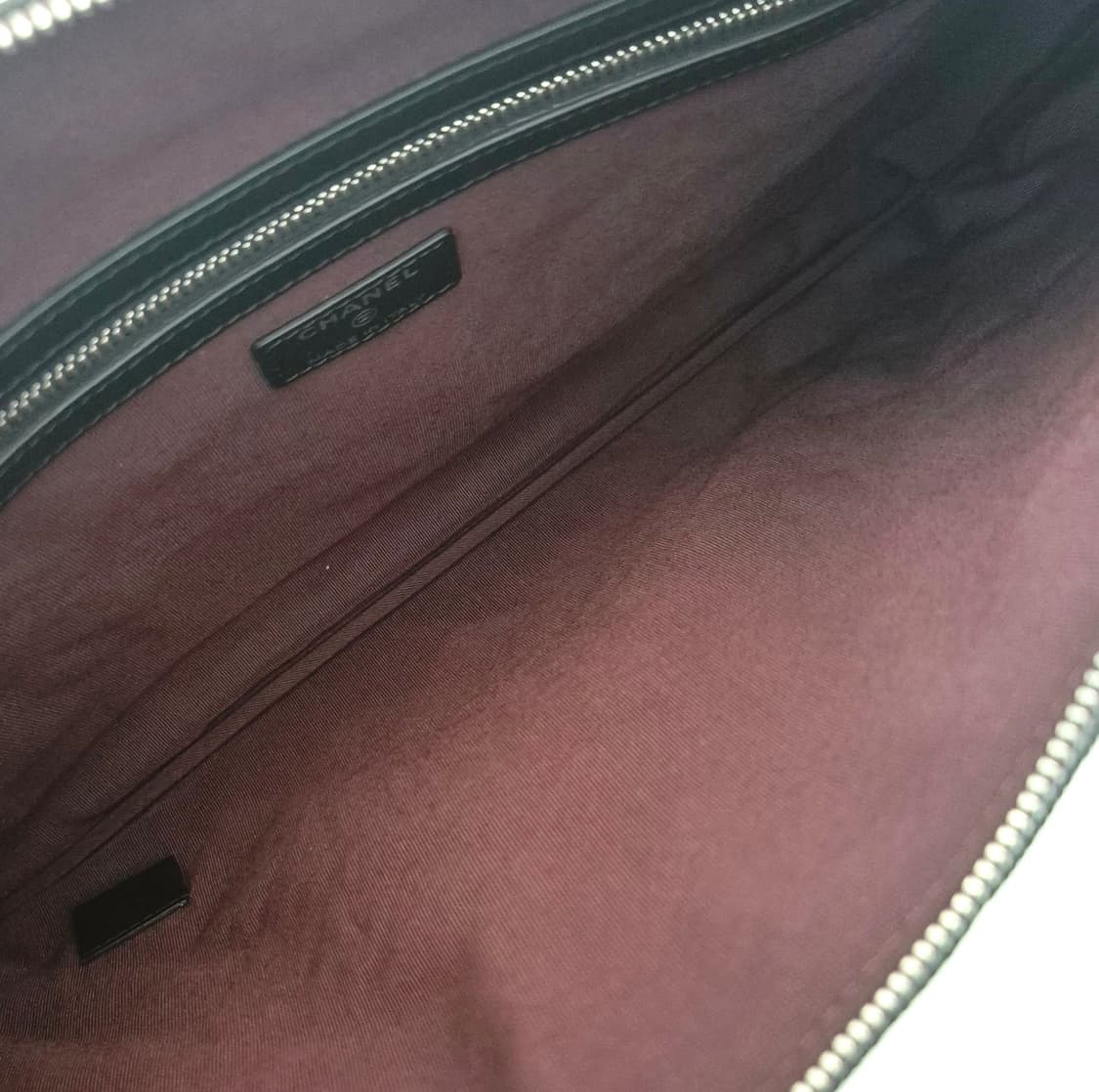 샤넬 캐비어 클러치백 블랙 은장 상품이미지9