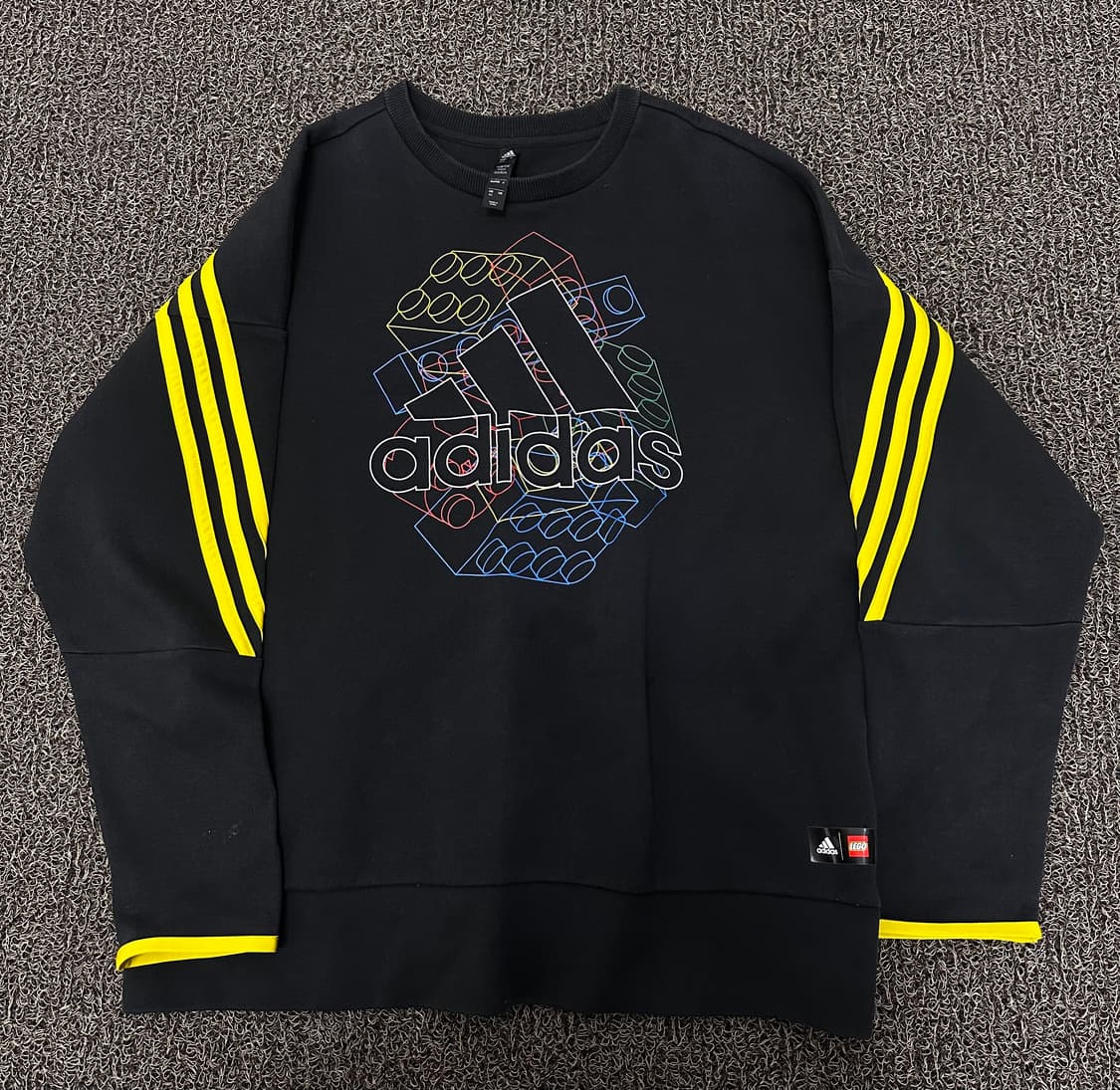 아디다스 x 레고 맨투맨 블랙 상품이미지1