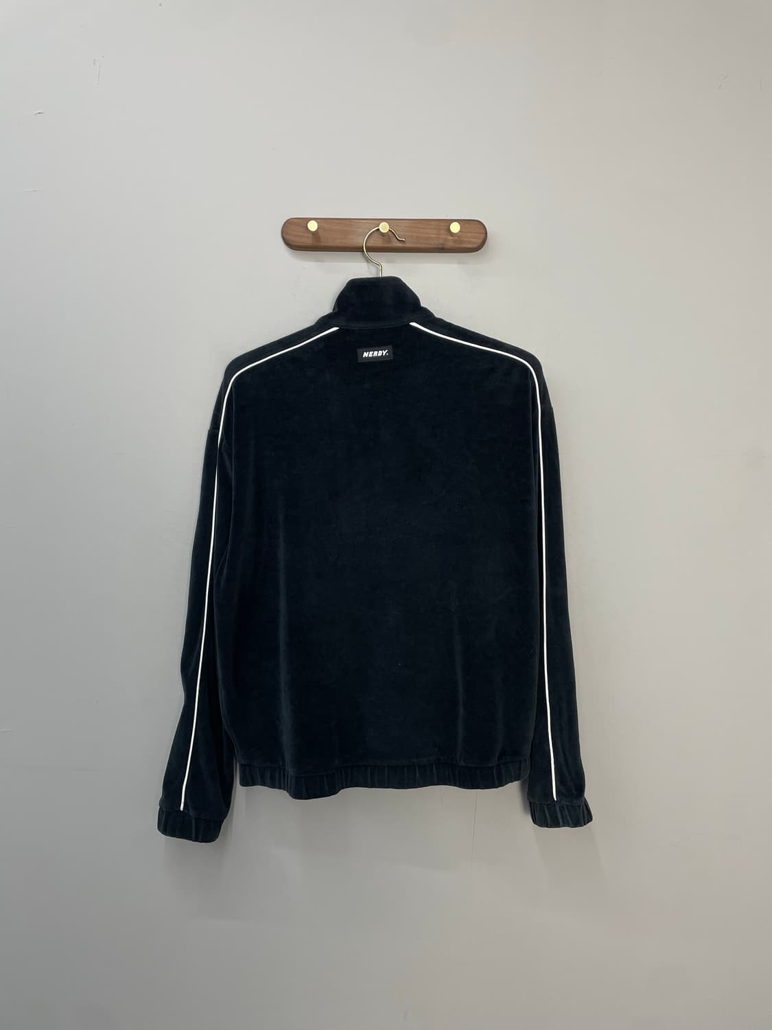 널디 블랙 벨벳 트랙탑 져지 H941 상품이미지5