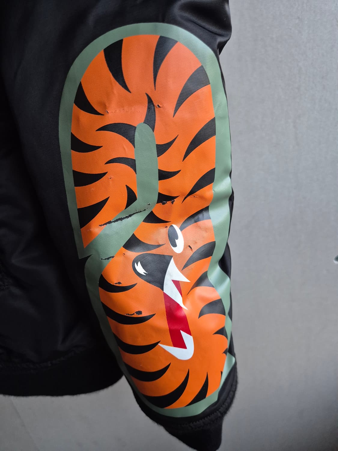 Bape 베이프 샤크 Ma-1 마원 항공점퍼 상품이미지5