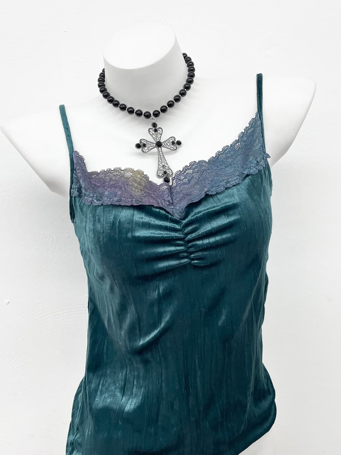 셔링 벨벳 레이스 슬리브리스 상품이미지2