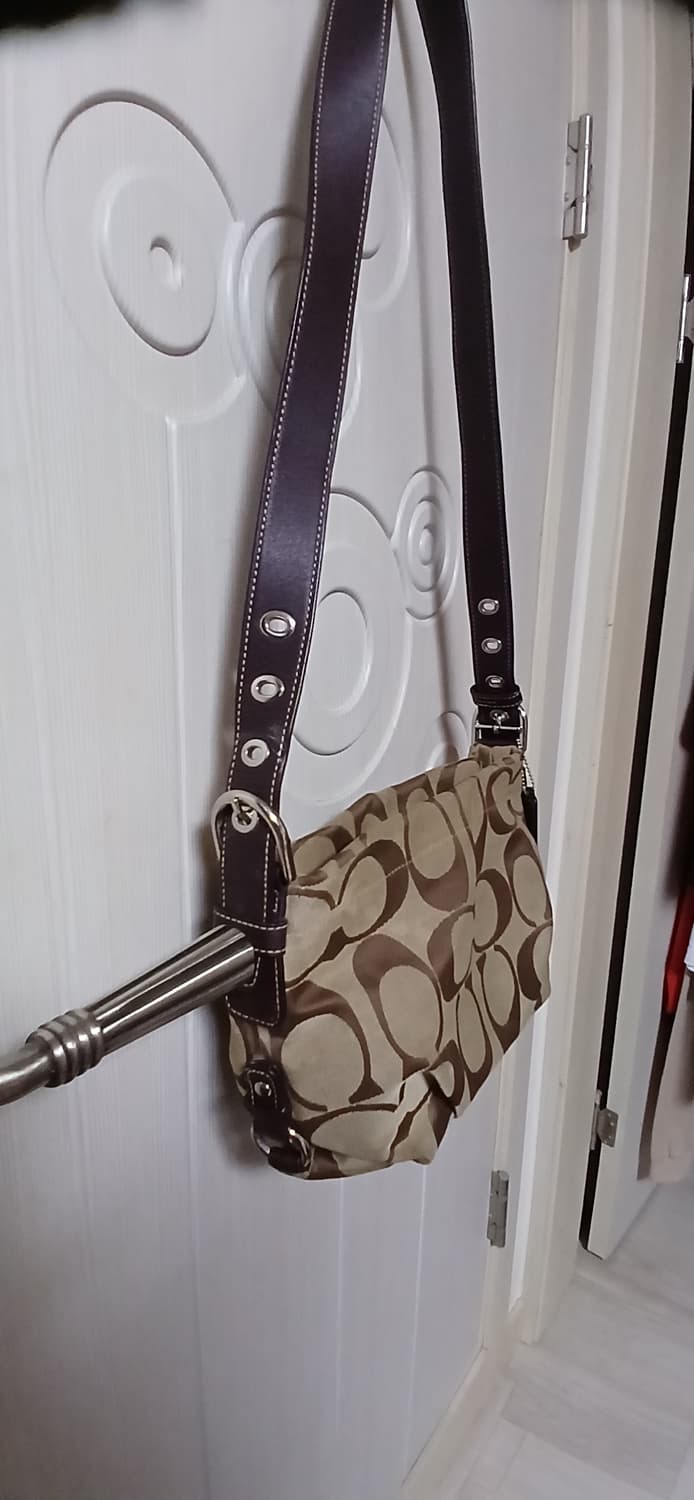 코치 숄더백  상품이미지2