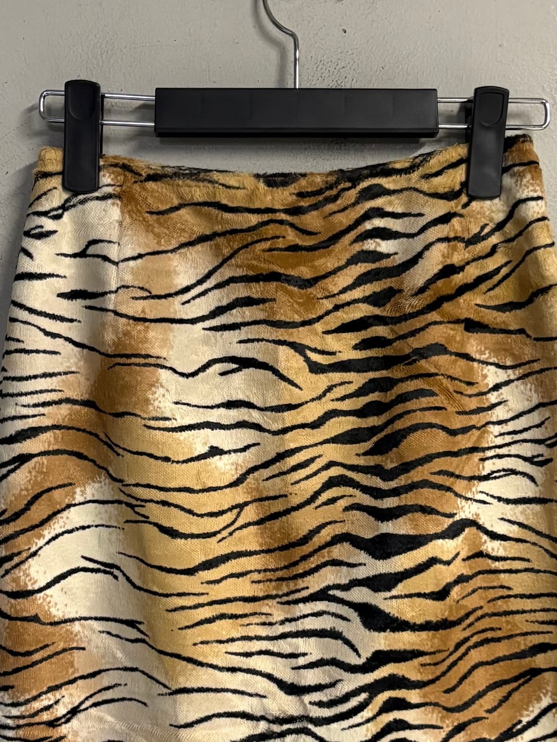 MAX&CO tiger print skirt  상품이미지3