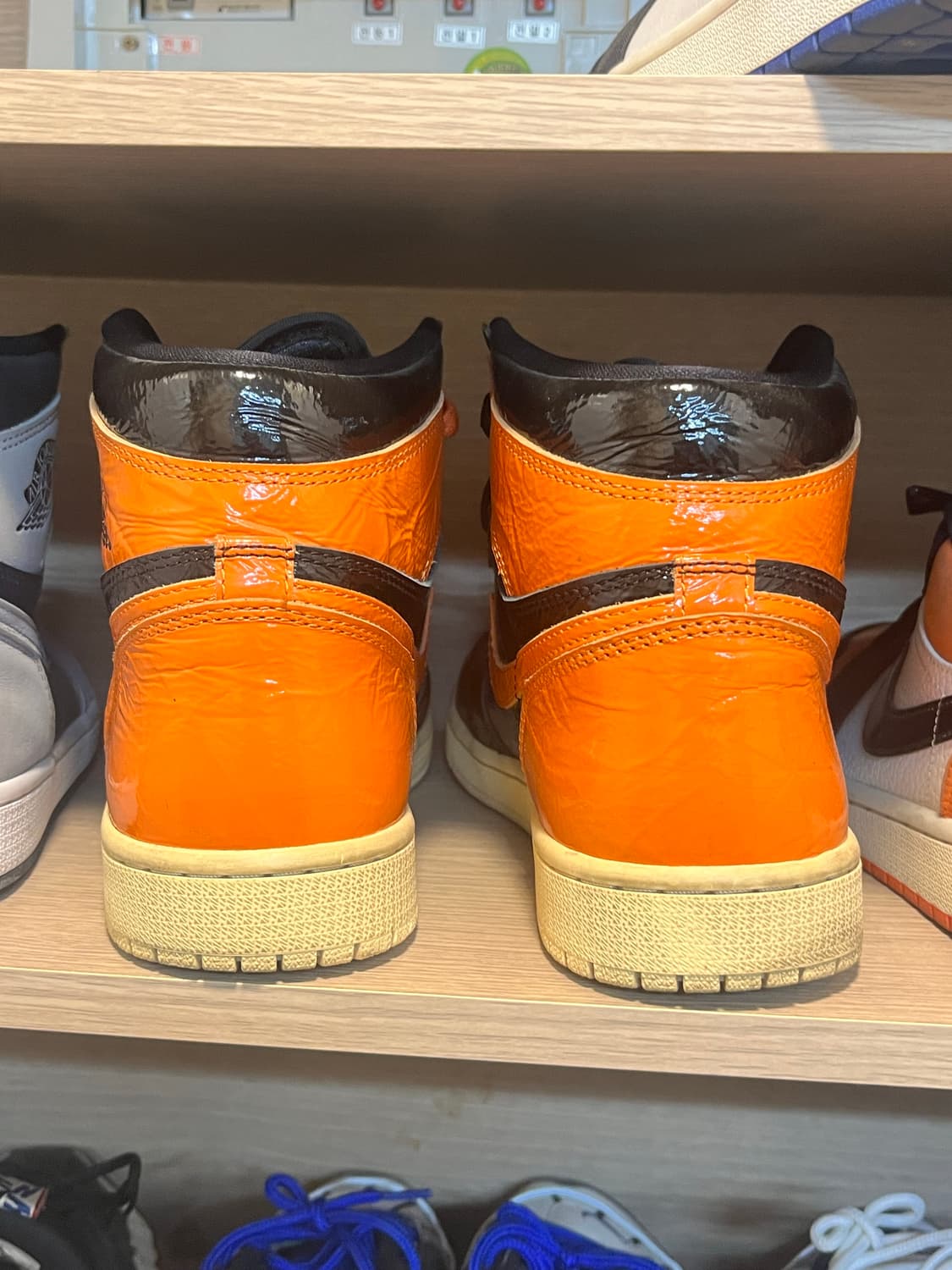 조던1 쉐터드백보드 3.0 275 상품이미지2