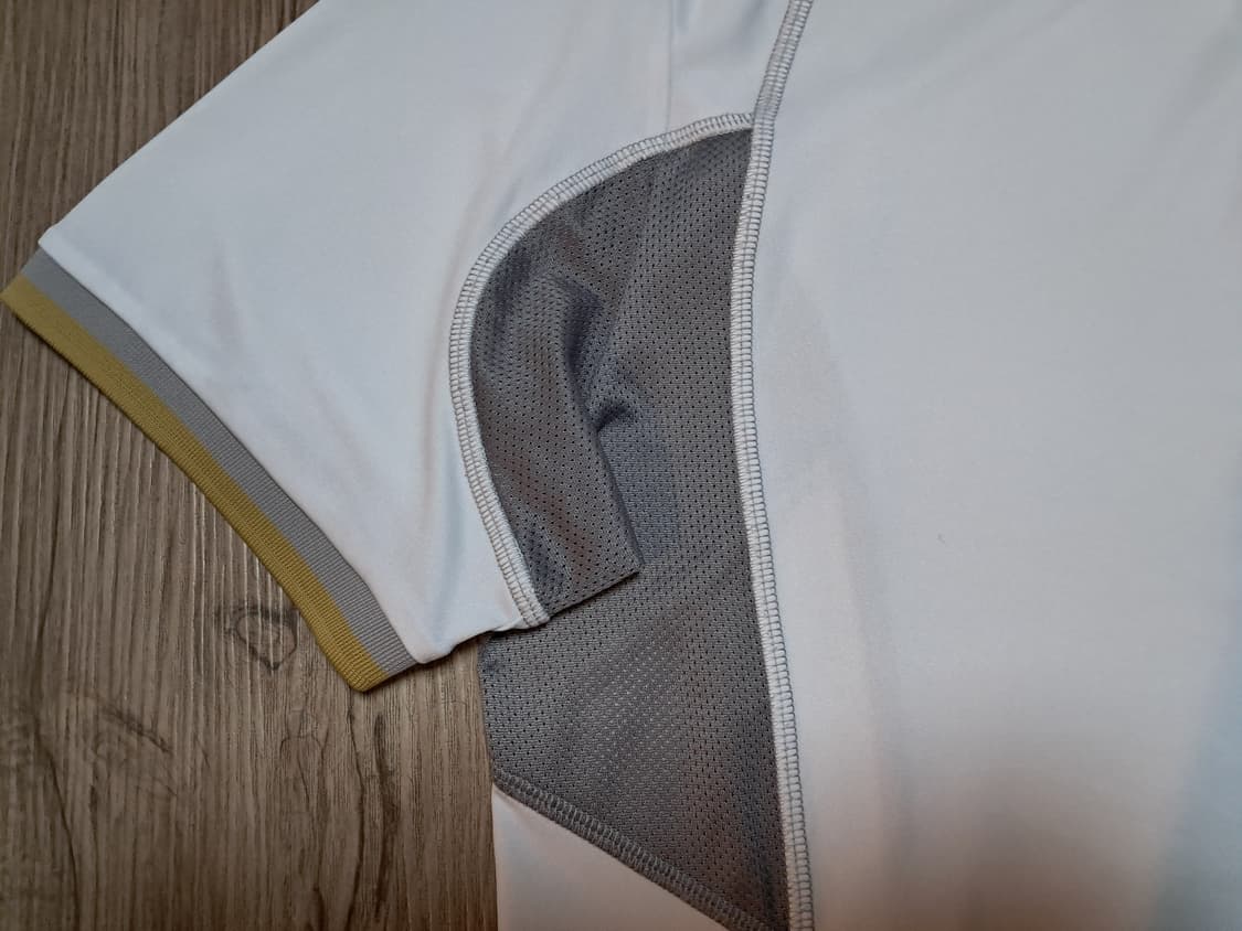 엠포리오아르마니 반팔티 남성100  상품이미지8