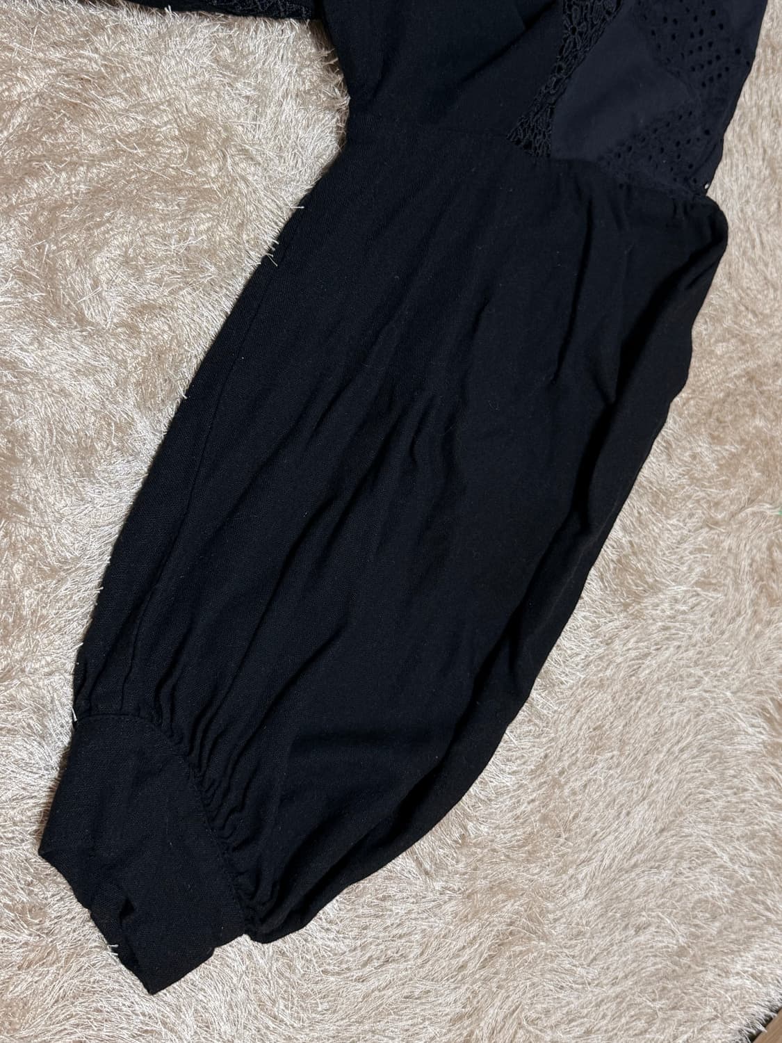 오버핏 아일렛 자수 패치워크 퍼프소매 블라우스 원피스 상품이미지2