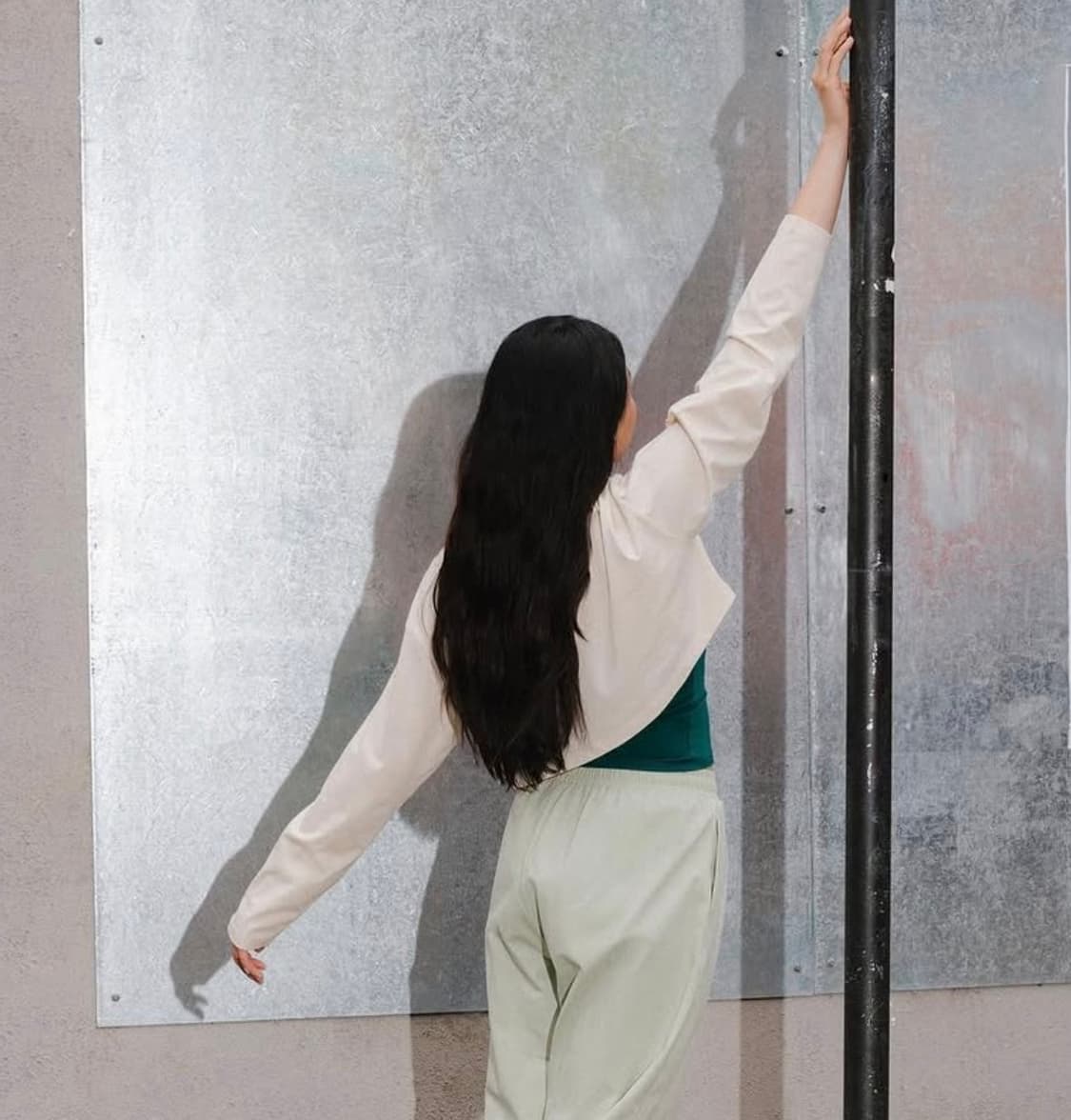 부디무드라 롱슬리브 크롭 탑 커버업 상품이미지2