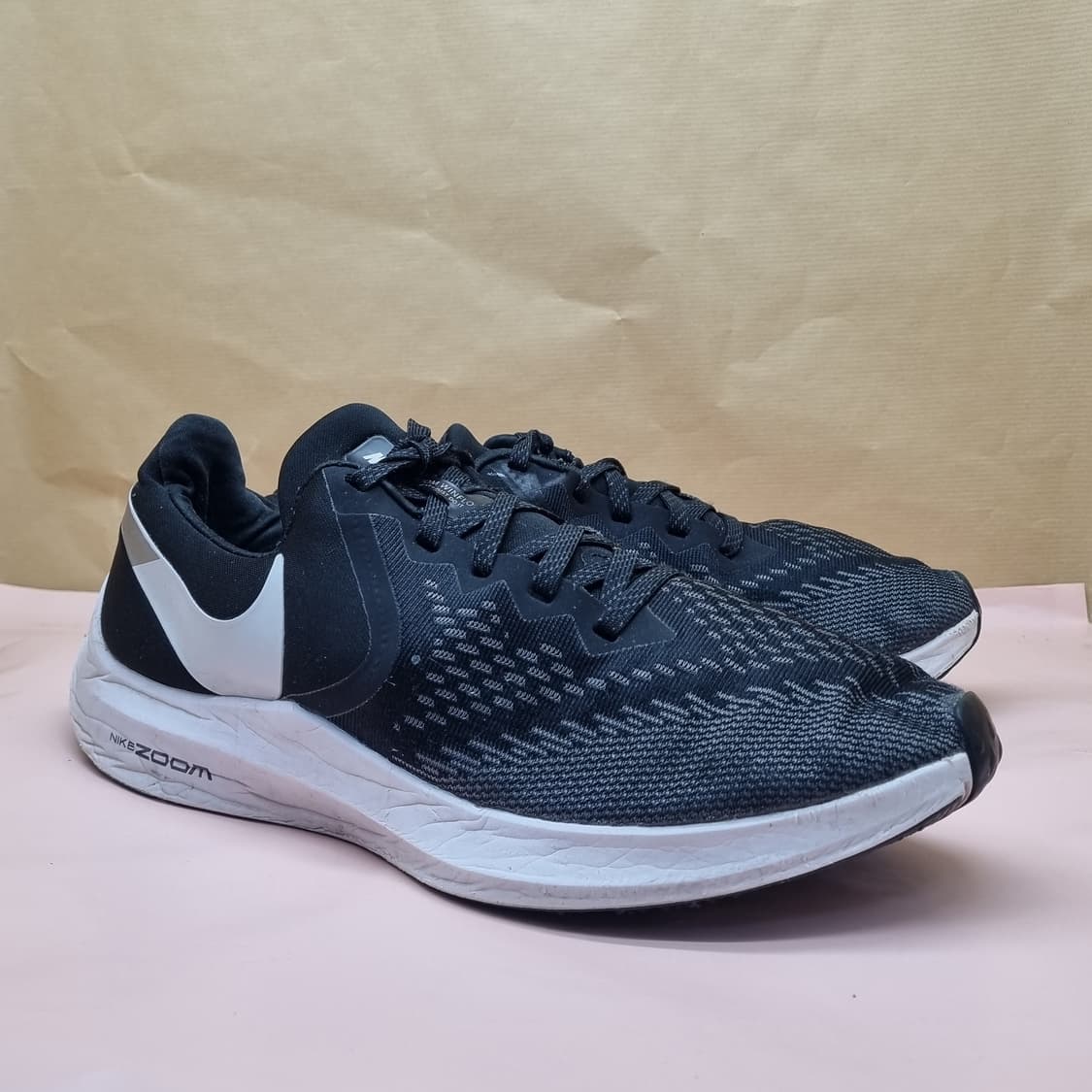 나이키 줌 윈플로6 남성 운동화275 상품이미지1