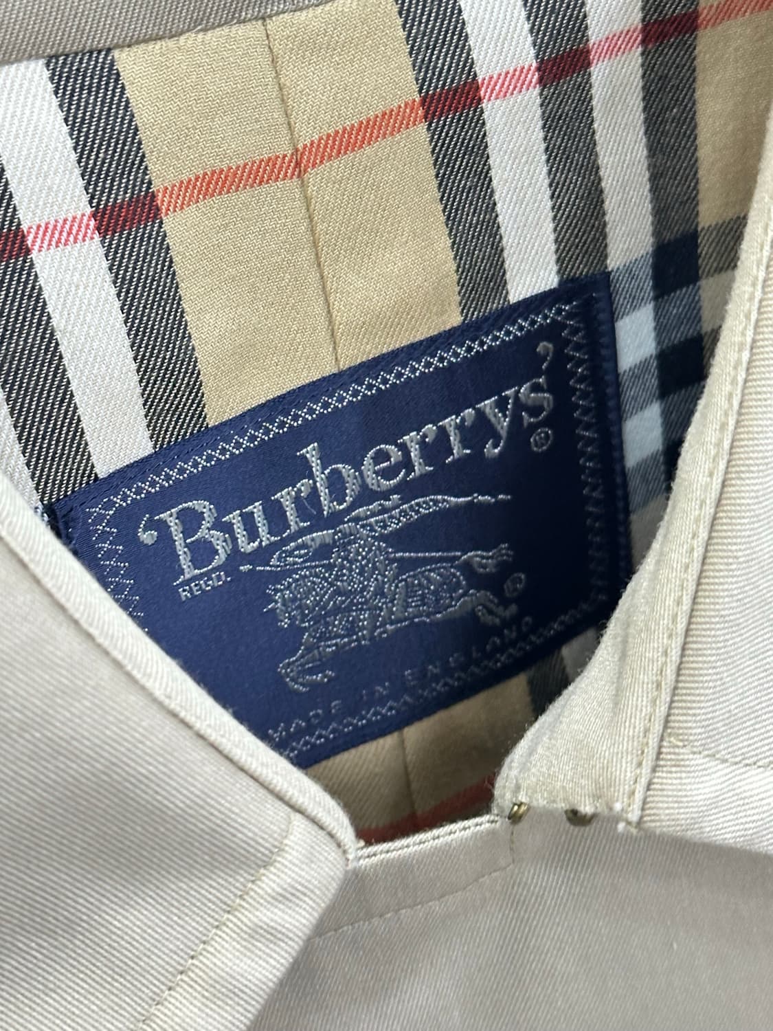 버버리 남성 트렌치코트 상품이미지5