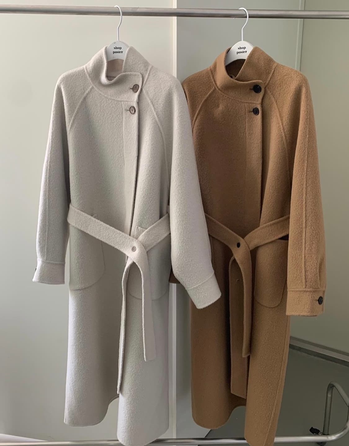 프영띵 포스터 하이넥 알파카 핸드메이드코트 정가34 상품이미지1