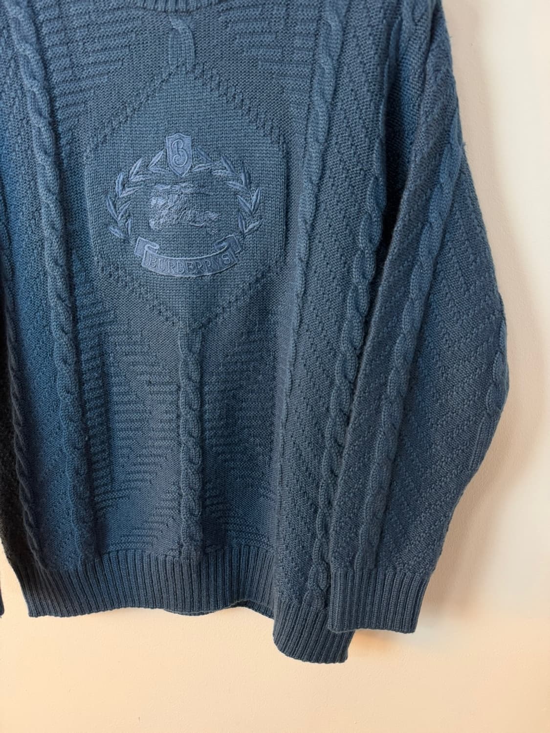 버버리 크레스트 로고 아란 니트  상품이미지4