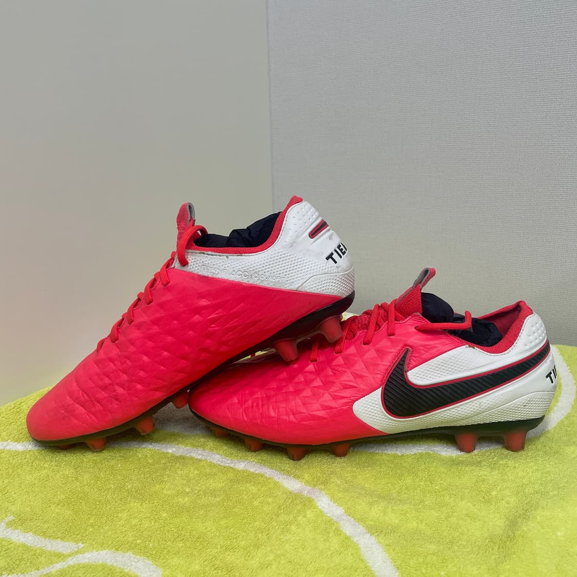 나이키 티엠포 레전드 8 엘리트 HG 265mm AT5899-606 상품이미지1