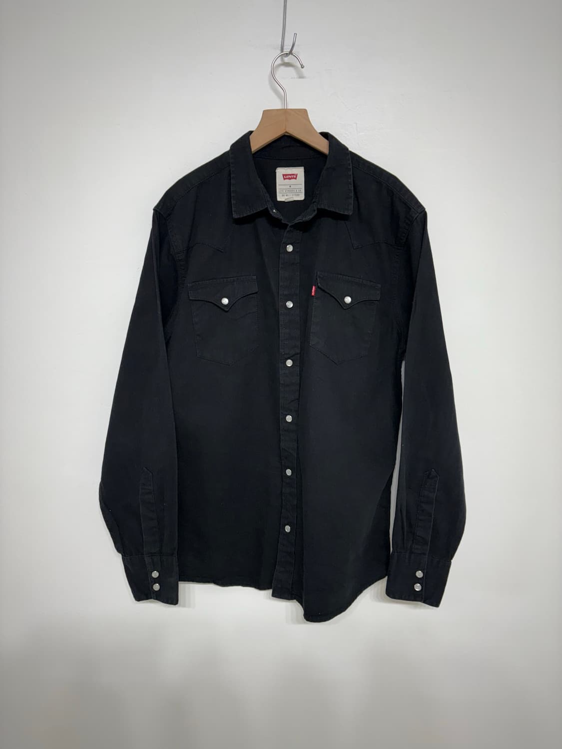 00's vtg Levi's Black Western Shirt.  상품이미지1