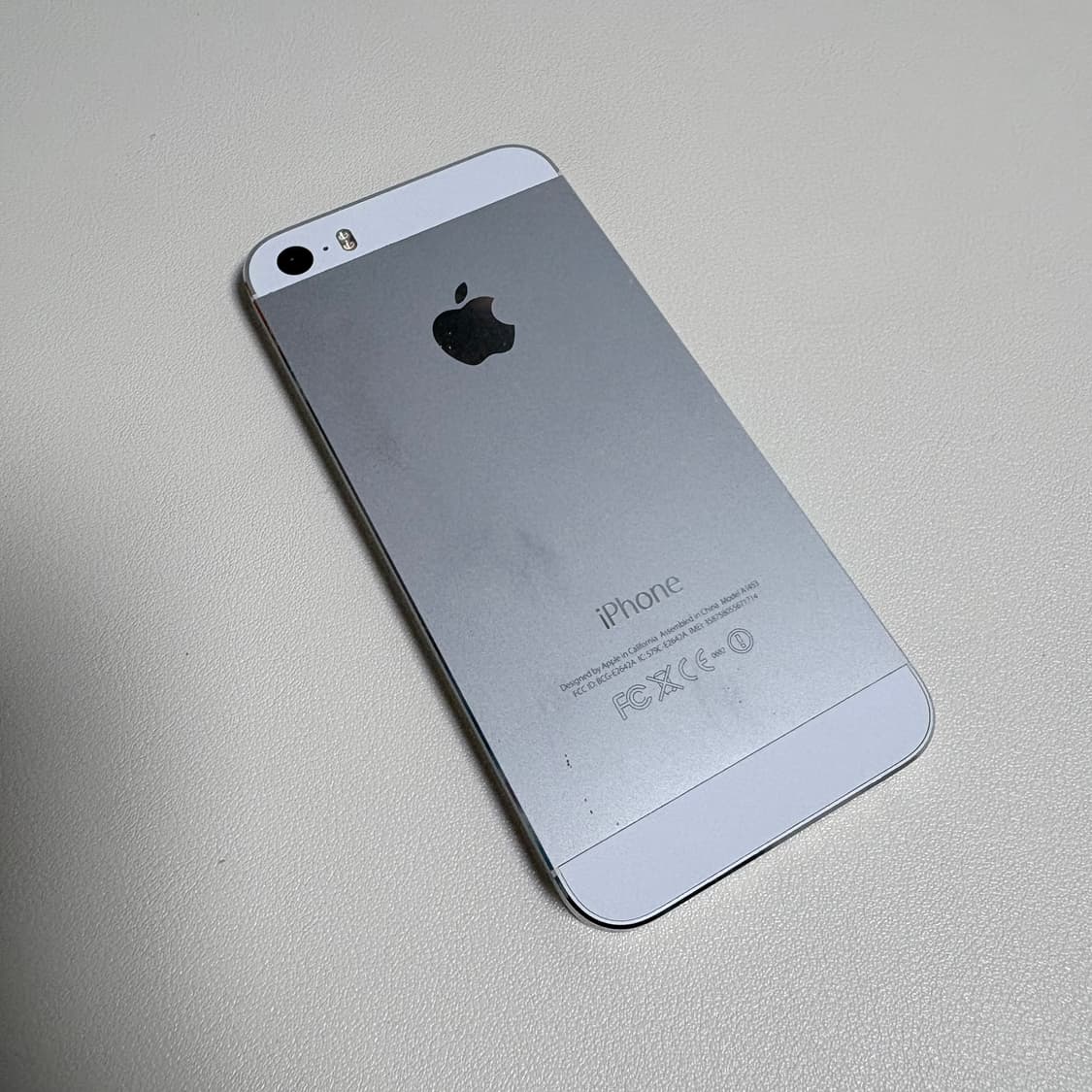 아이폰 5s 실버 16gb 카메라 일부 하자 상품이미지3