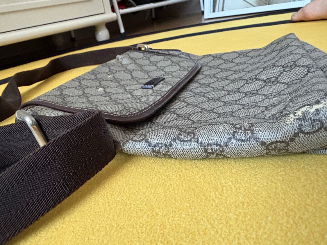 구찌 GG 수프림 캔버스 메신저 크로스백 상품이미지7