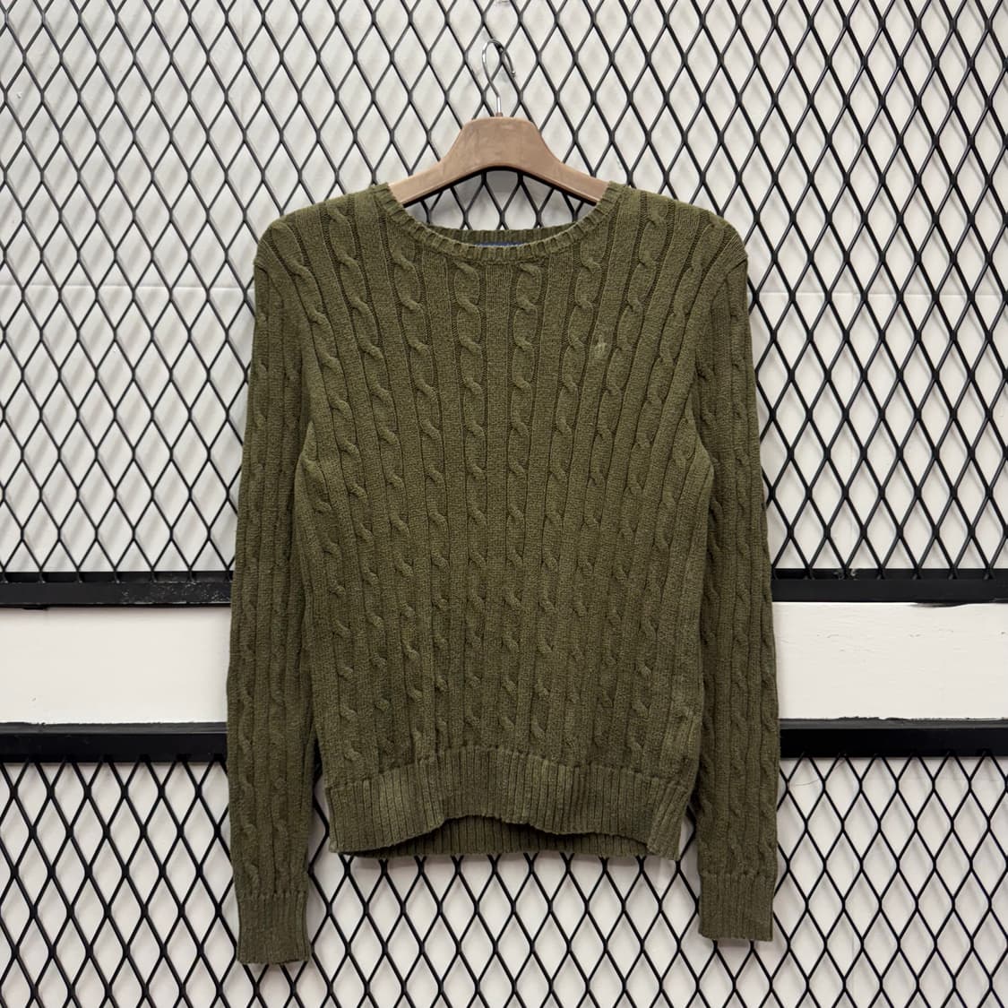 폴로 랄프로렌 케이블 니트 화이트 포니 포인트 라이트카키 상품이미지1