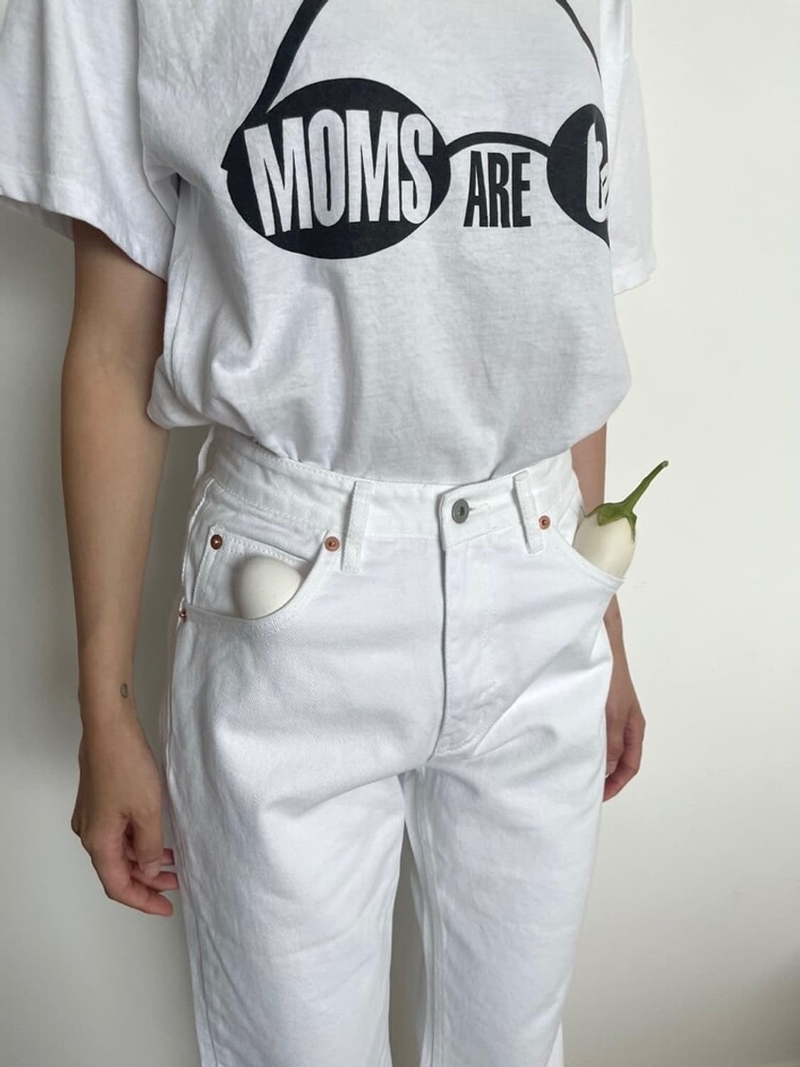 샵오눅 white egg jeans 화이트팬츠 시시아사우르스 상품이미지6