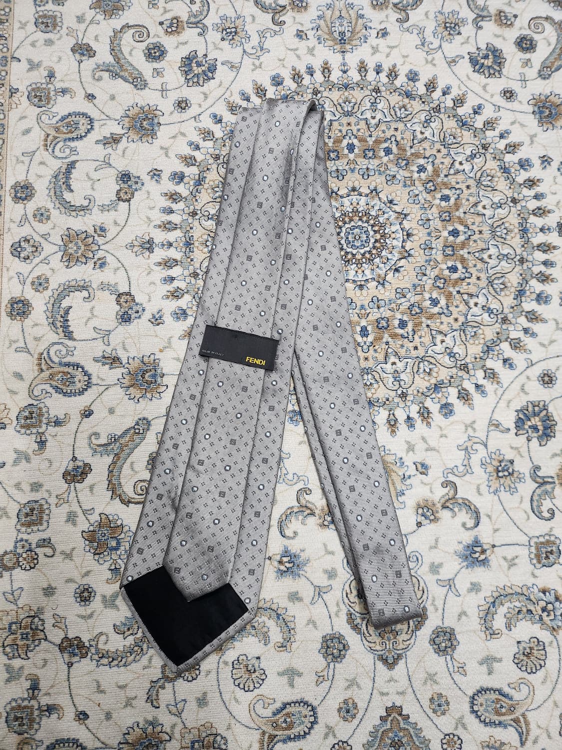 FENDI 실크 넥타이 회색 패턴 상품이미지2