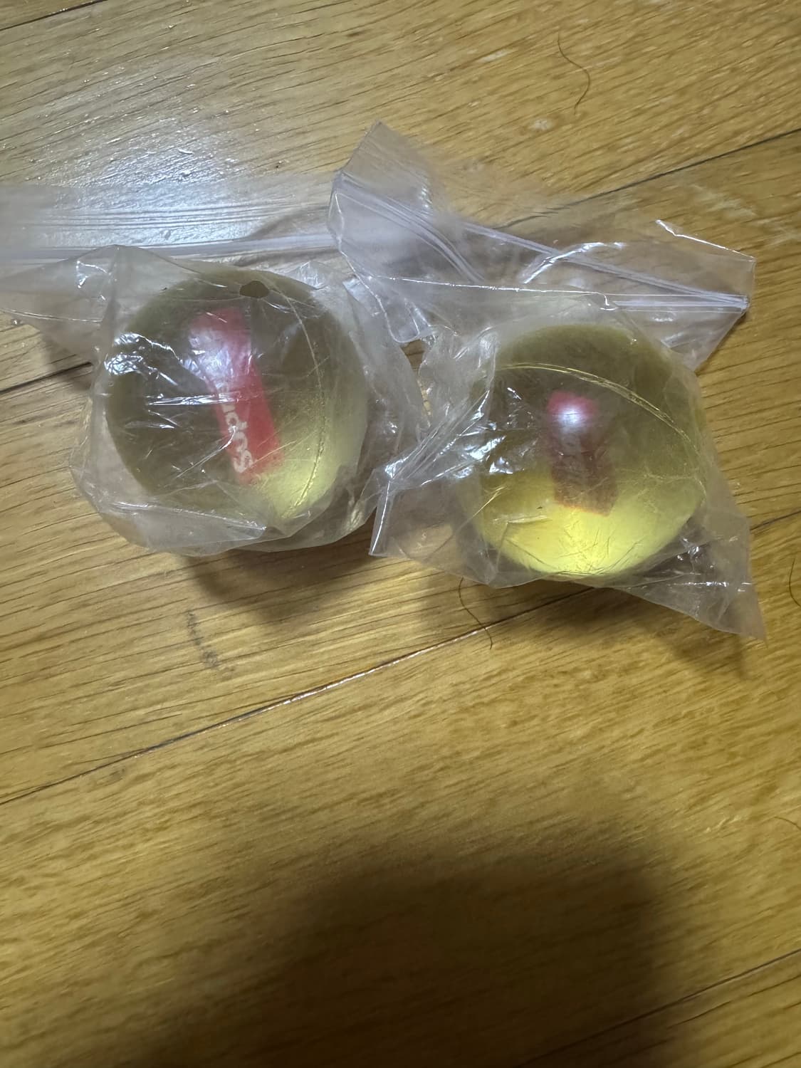 슈프림 탱탱볼 팝니다 상품이미지1