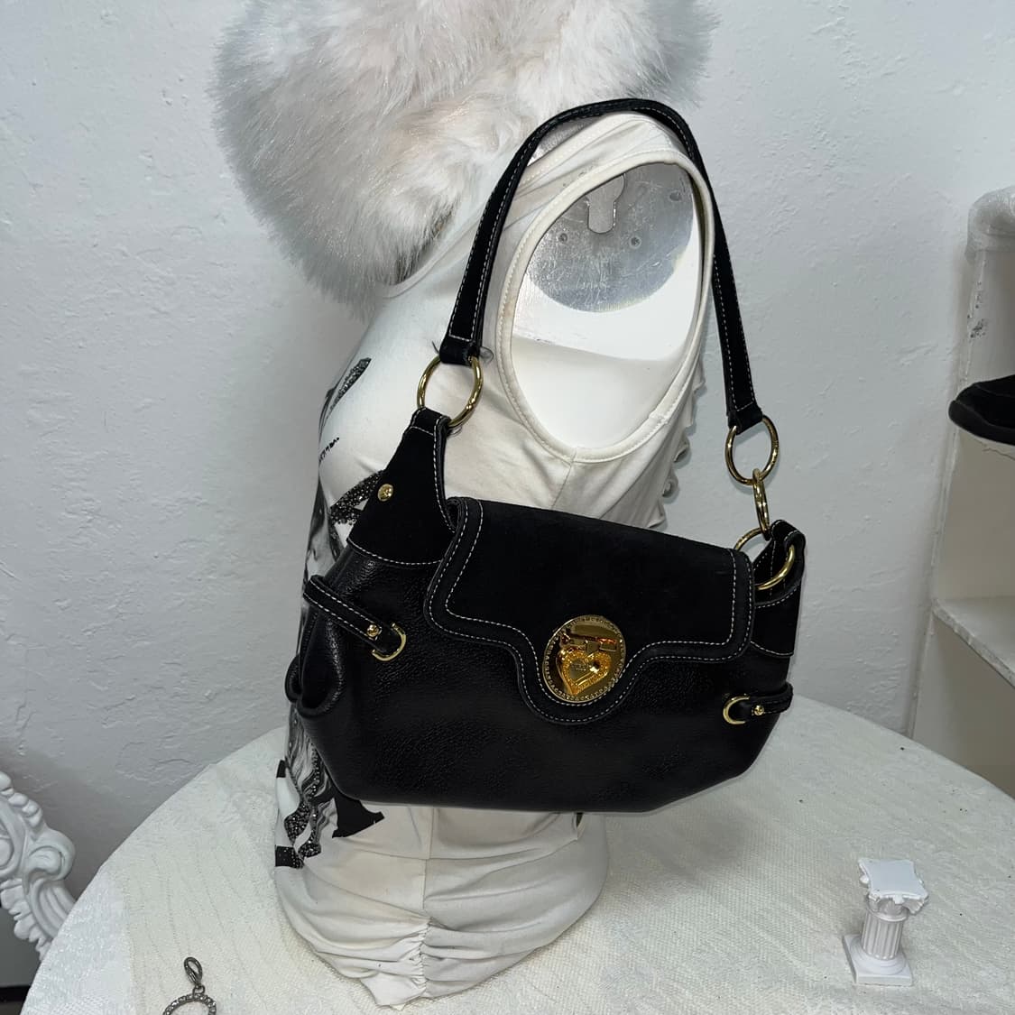 빈티지 하트 버클 숄더백 상품이미지1